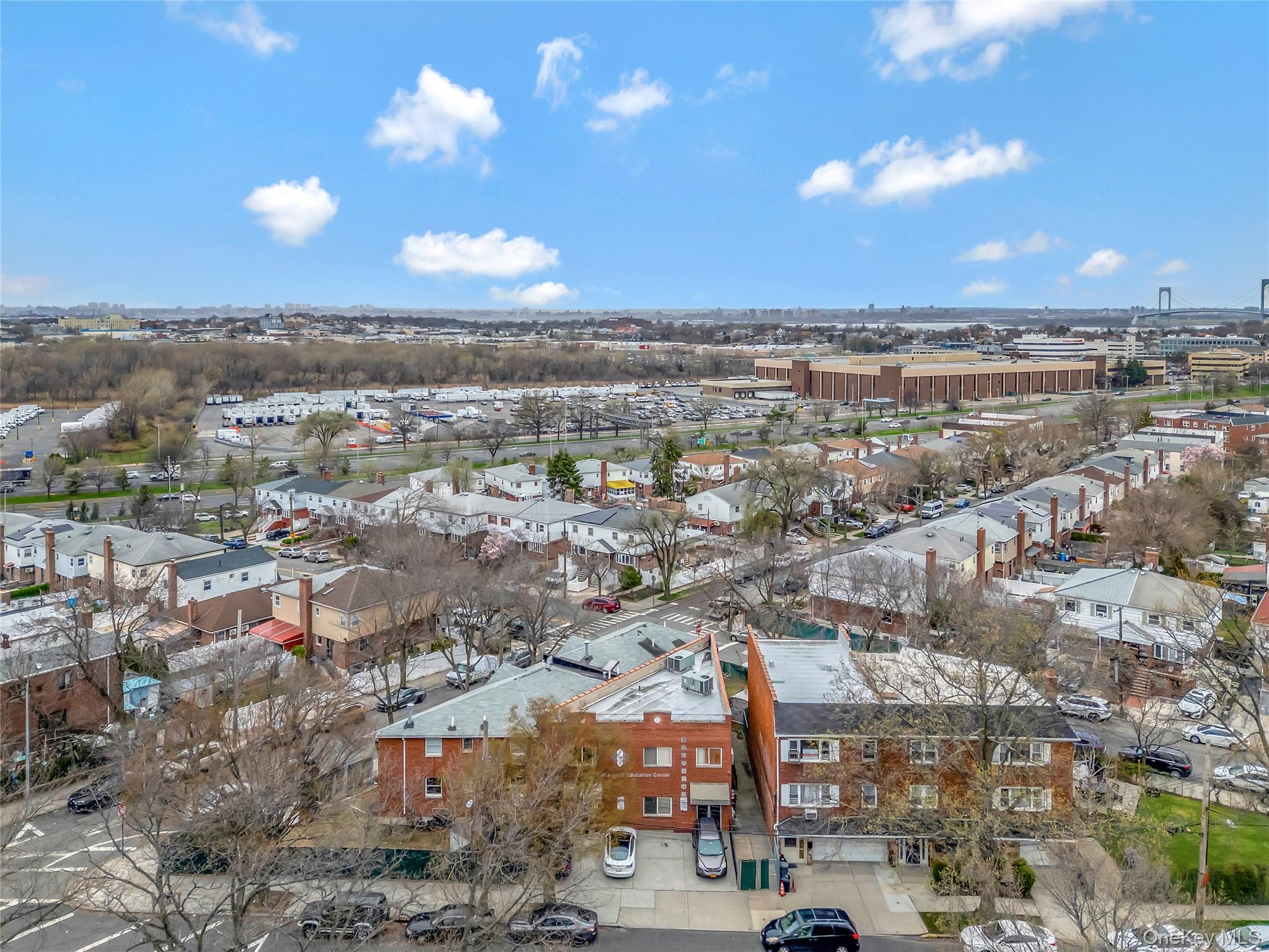 #18 photo, 143-11 Willets Point Boulevard, 皇后区 Whitestone , NY 11357