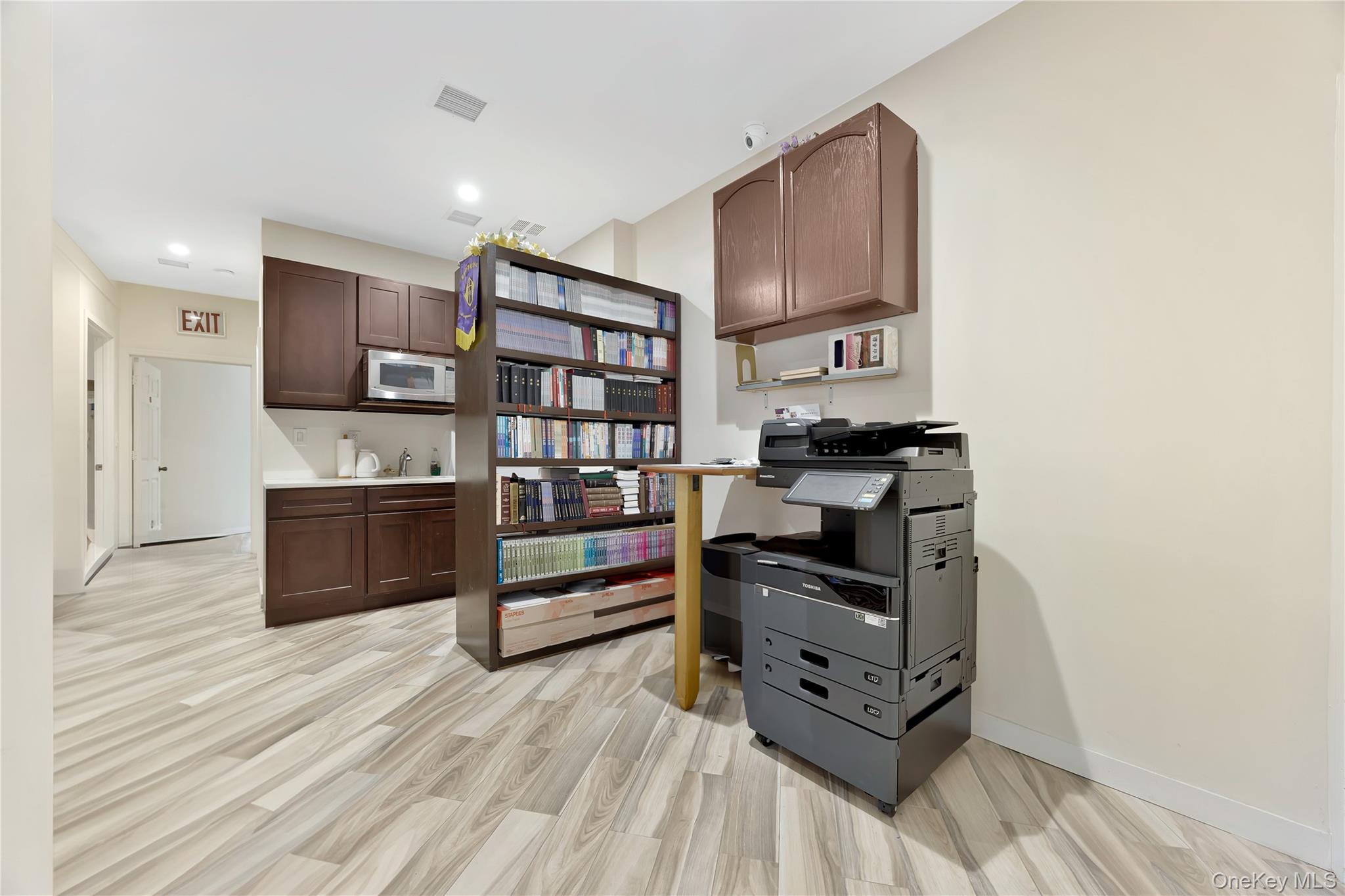 #7 photo, 143-11 Willets Point Boulevard, 皇后区 Whitestone , NY 11357