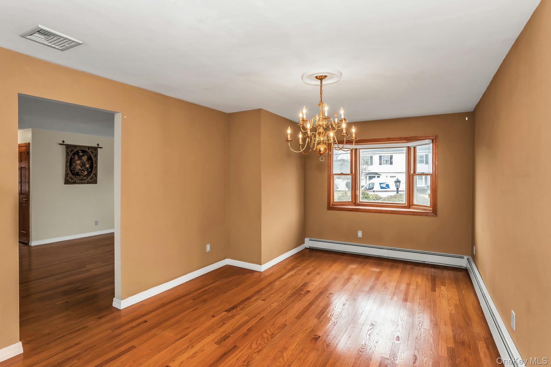 #7 photo, 26 Bayview Avenue, Massapequa , NY 11758