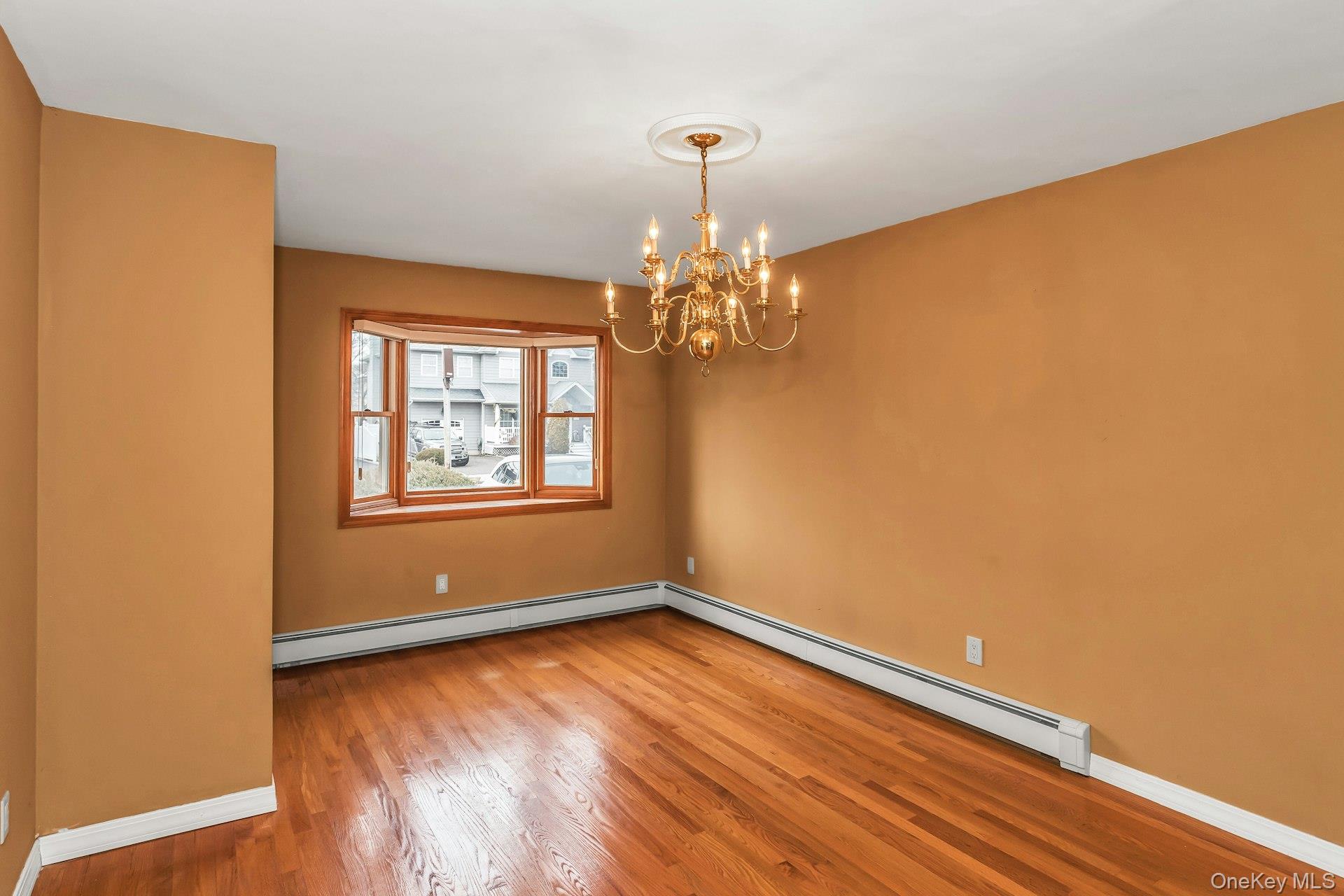 #8 photo, 26 Bayview Avenue, Massapequa , NY 11758