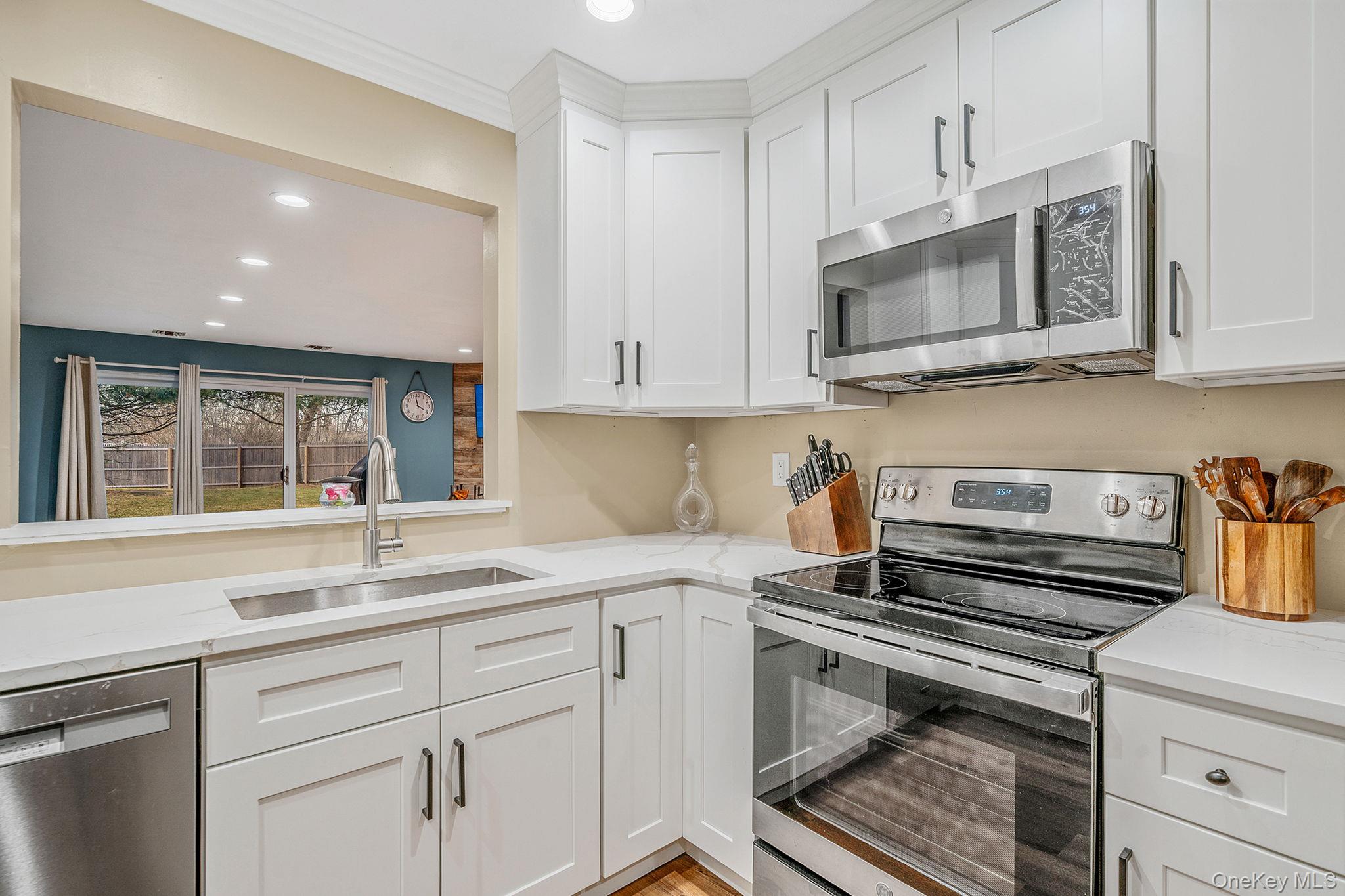 #15 photo, 103 Northwood Court, Bayport , NY 11705