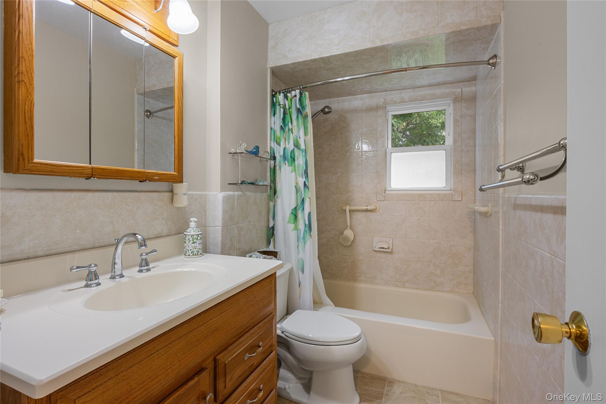 #14 photo, 144 Cedar Road, سوفولك East Northport , NY 11731