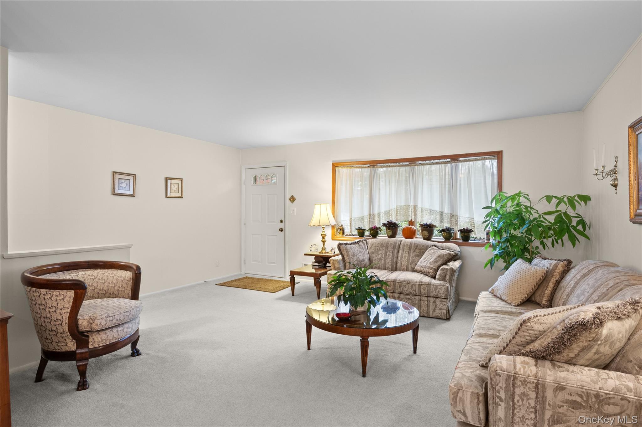 #5 photo, 144 Cedar Road, سوفولك East Northport , NY 11731