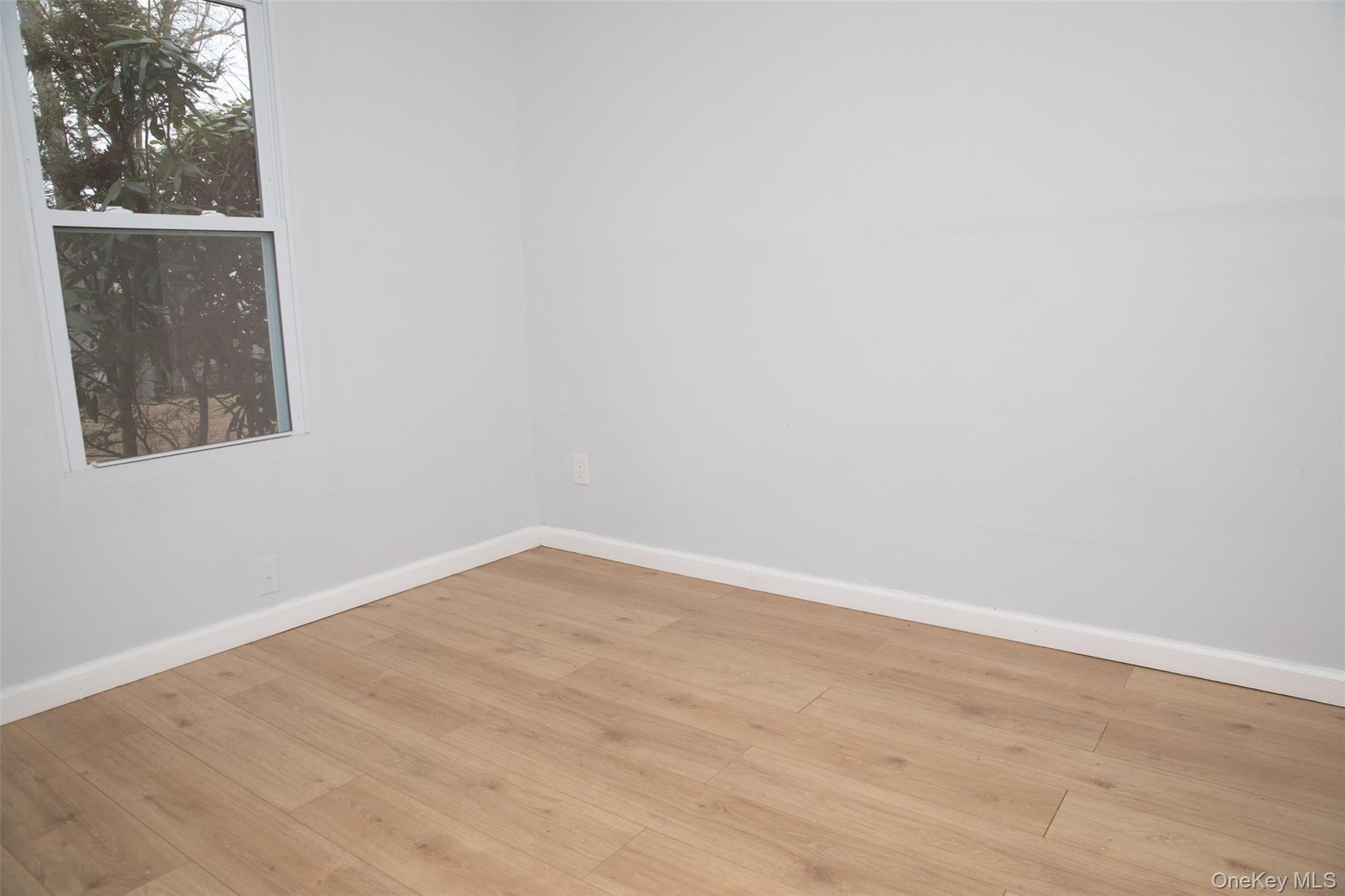 #14 photo, 1 A Jamestown Court, Ridge , NY 11961