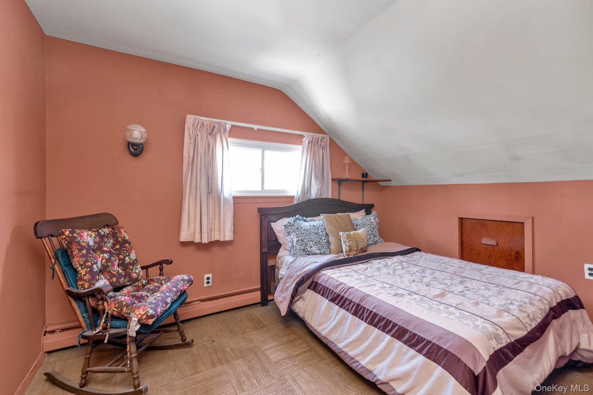 #11 photo, 8 Straight Lane, 长岛 Levittown , NY 11756