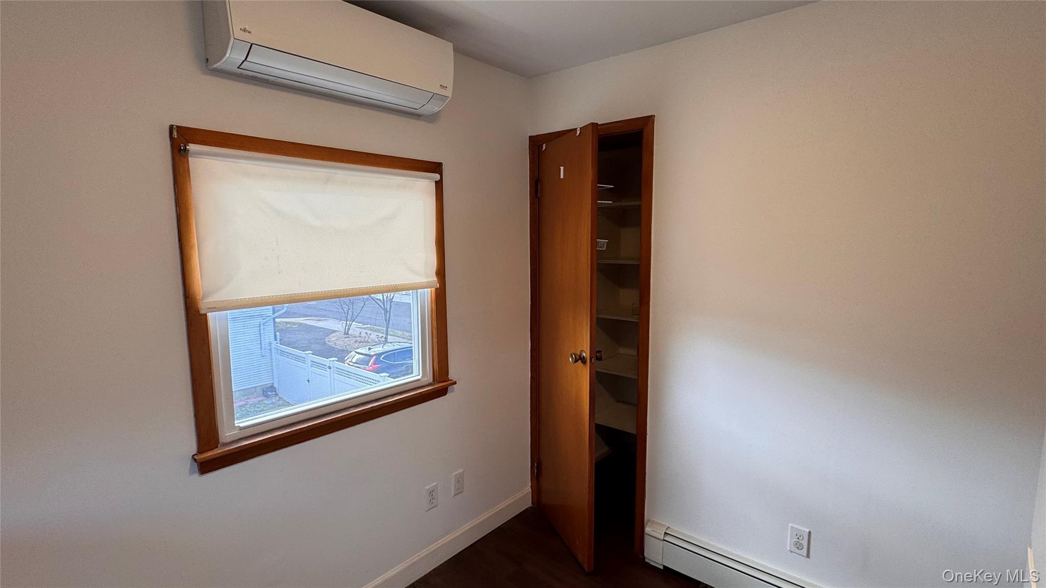 #20 photo, 493 Kell Place, 長島 Seaford , NY 11783