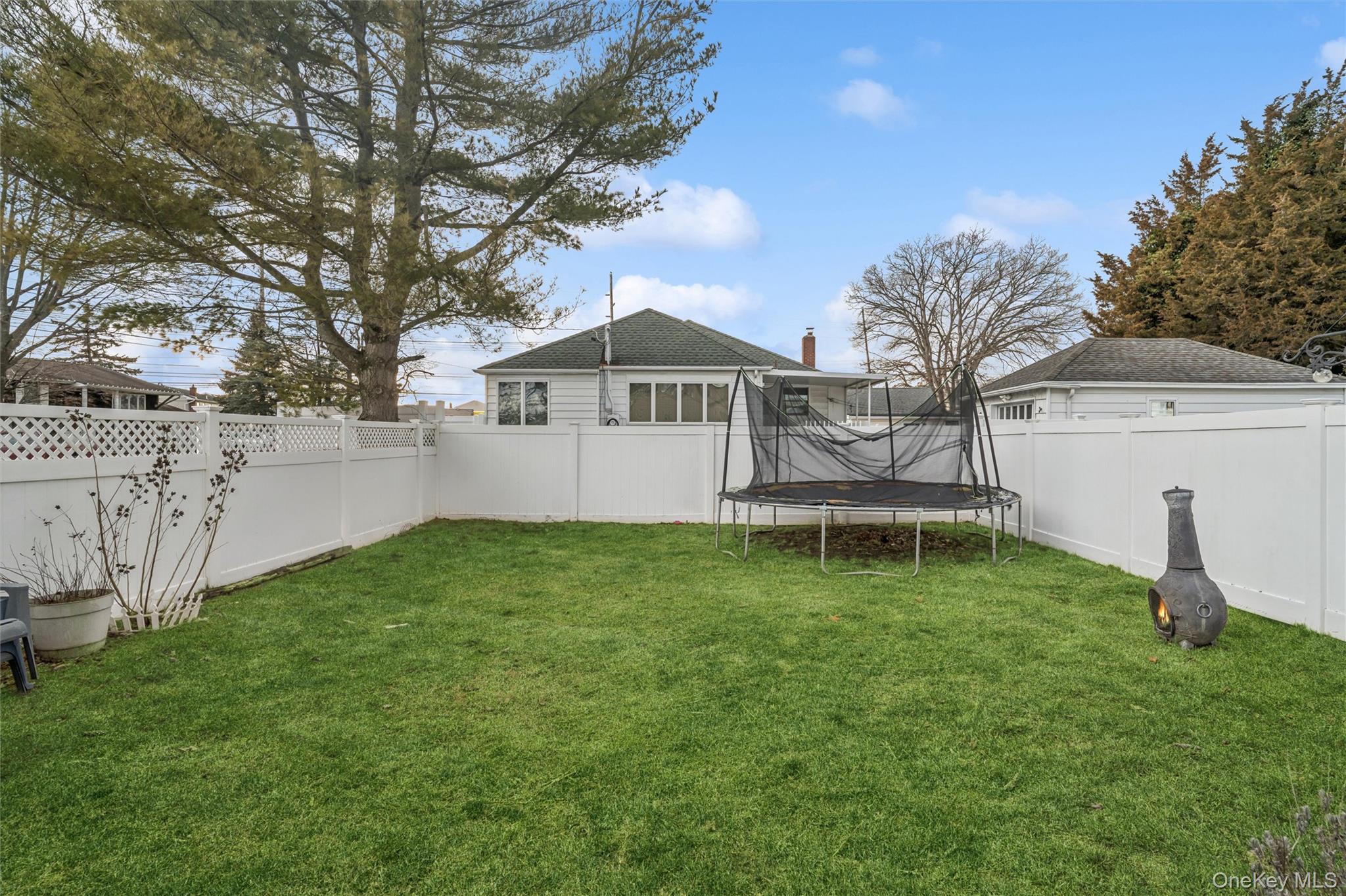 #14 photo, 29 Lexington Avenue, West Babylon , NY 11704