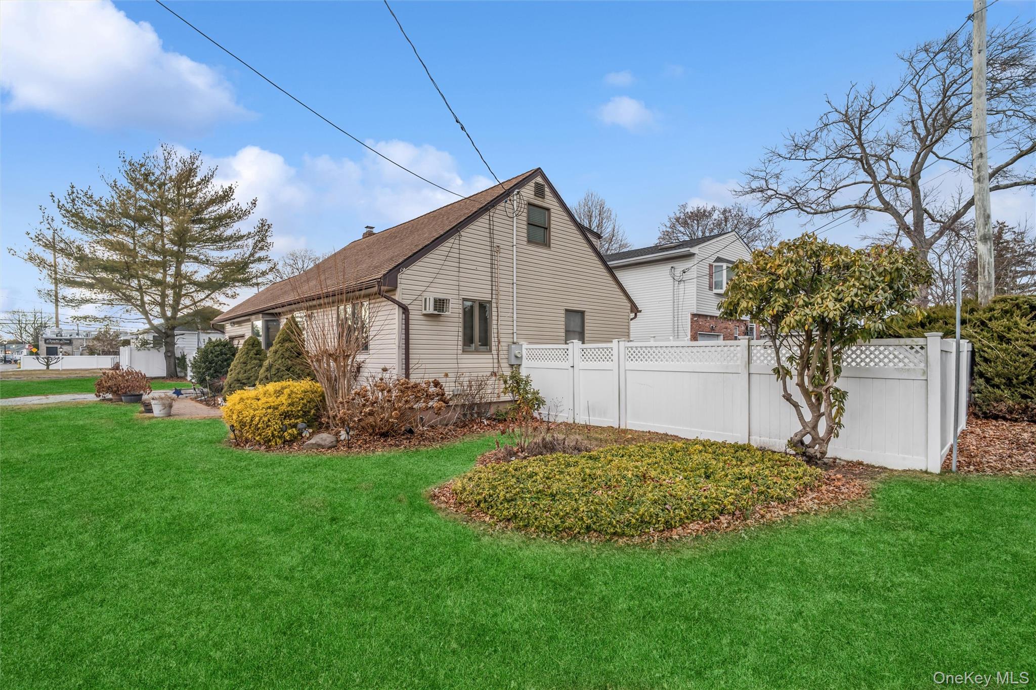 #2 photo, 29 Lexington Avenue, West Babylon , NY 11704