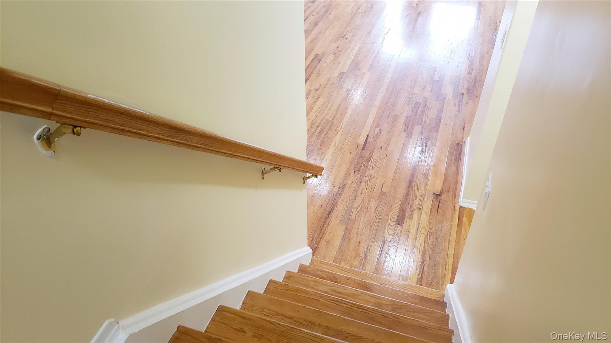 #7 photo, 15-39 208 Street, Bayside , NY 11360