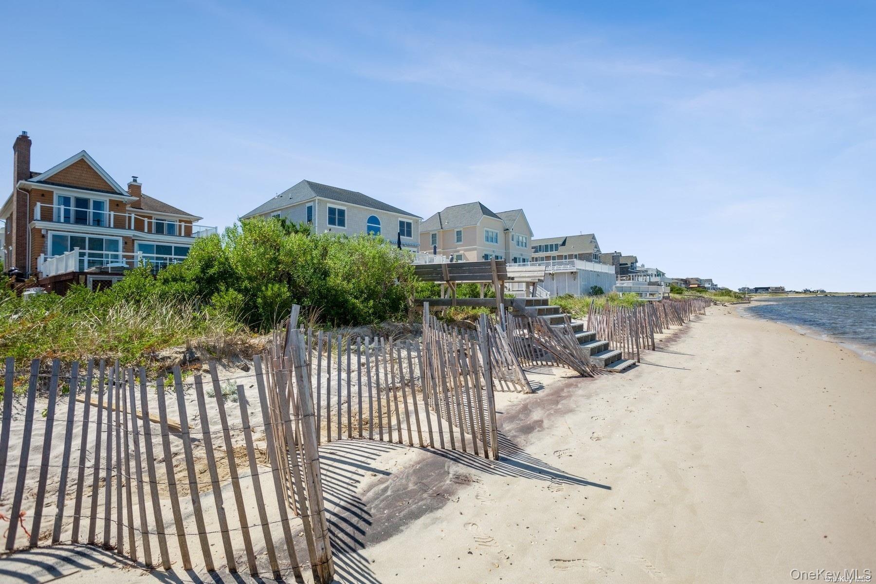 #20 photo, 676 Dune Road, Westhampton Dunes , NY 11978