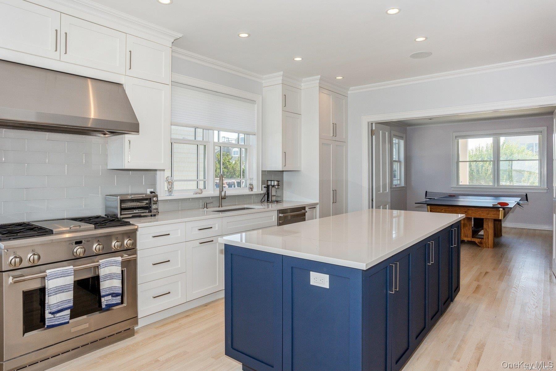 #4 photo, 676 Dune Road, Westhampton Dunes , NY 11978