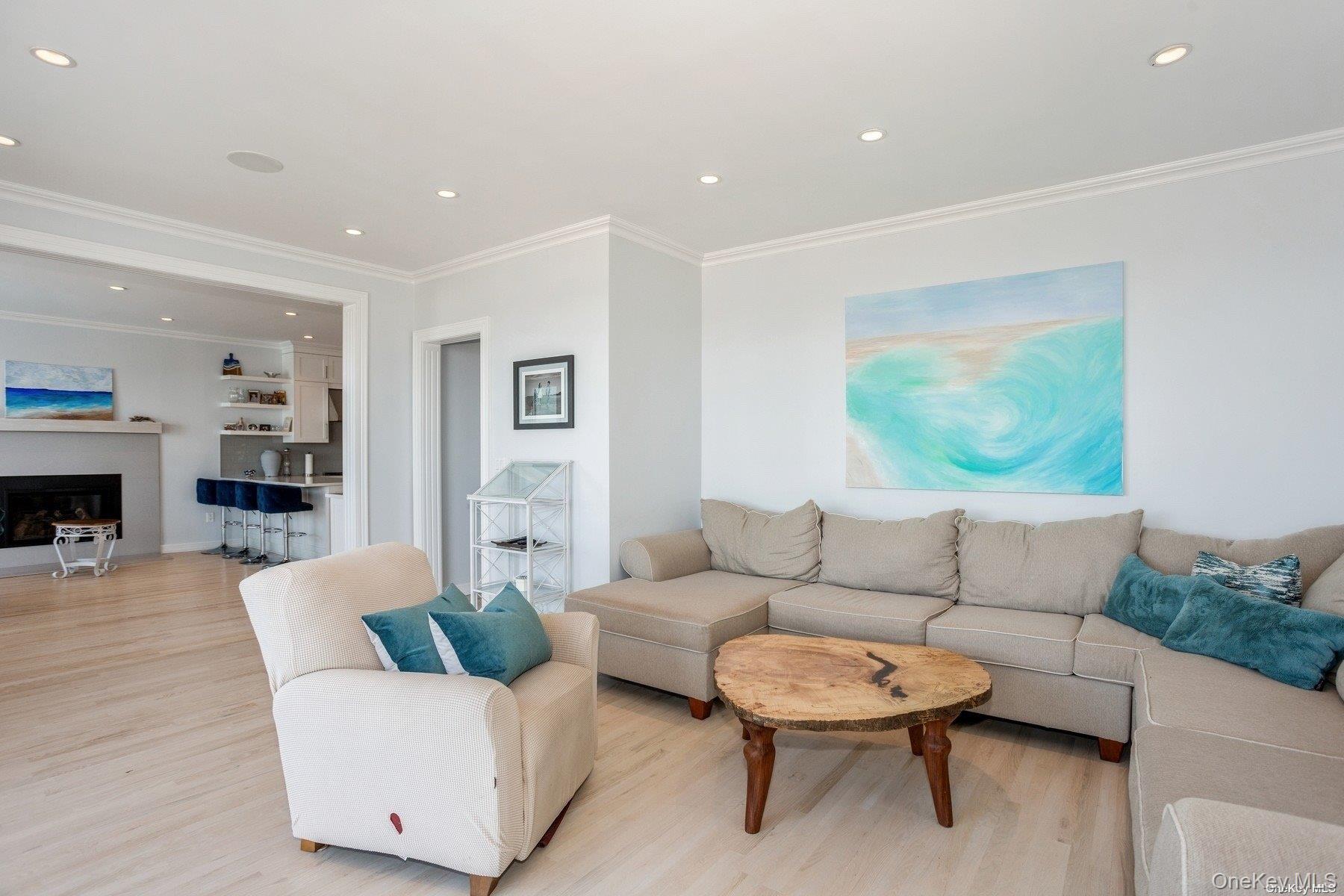 #7 photo, 676 Dune Road, Westhampton Dunes , NY 11978