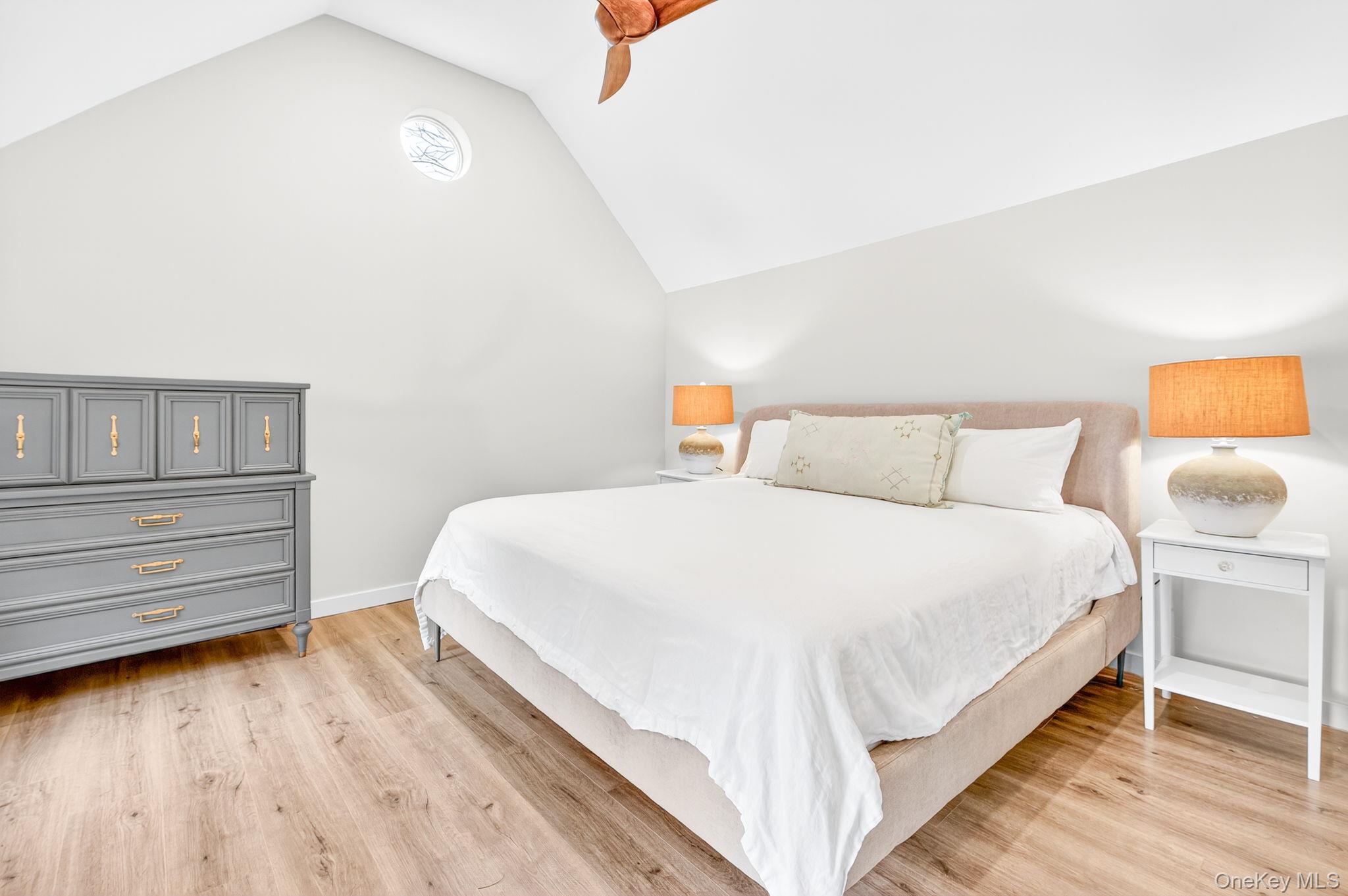 #16 photo, 39 N Broadway, Esopus , NY 12401