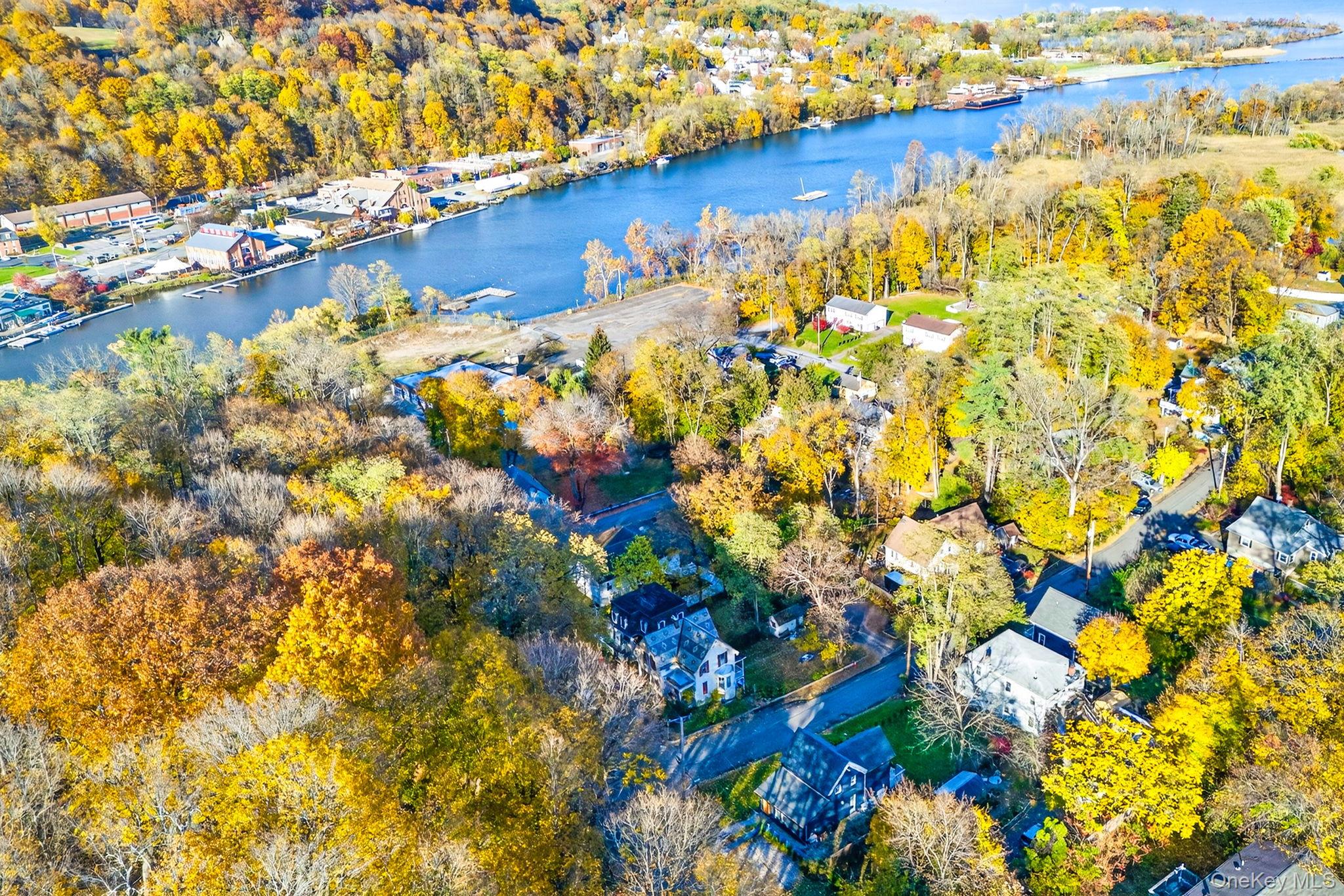 #2 photo, 39 N Broadway, Esopus , NY 12401