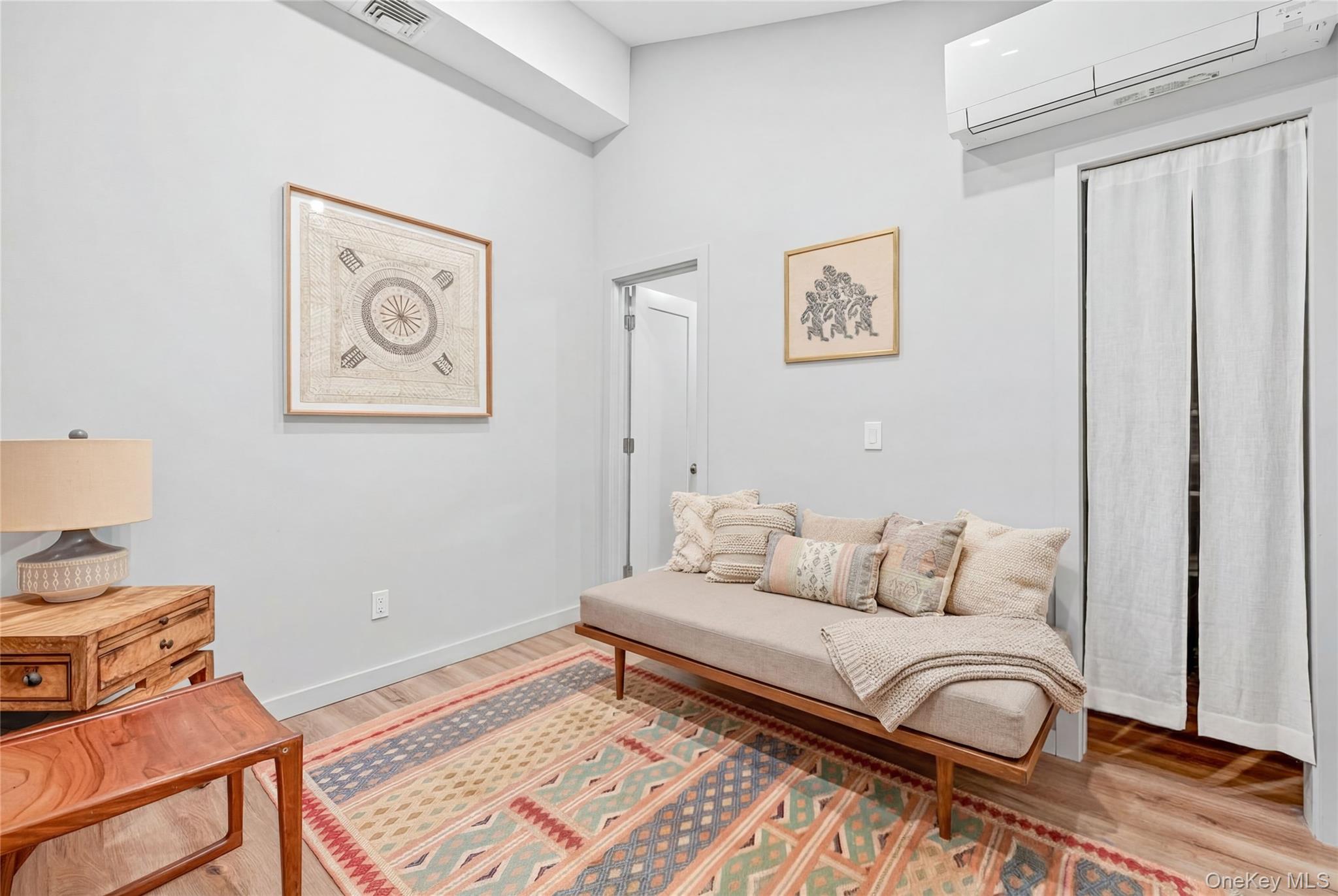 #6 photo, 39 N Broadway, Esopus , NY 12401