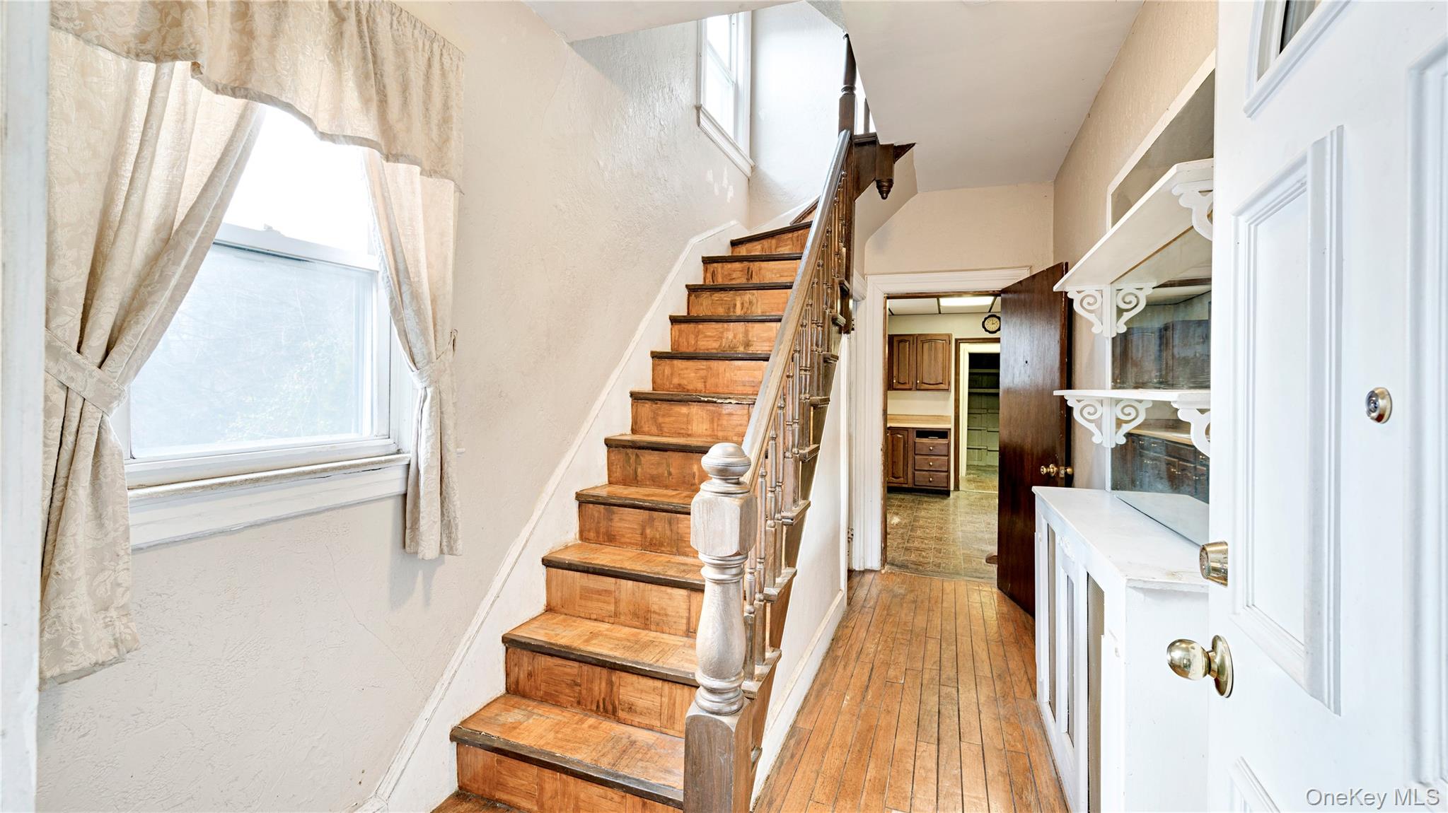 #4 photo, 44 Rockdale Avenue, New Rochelle , NY 10801