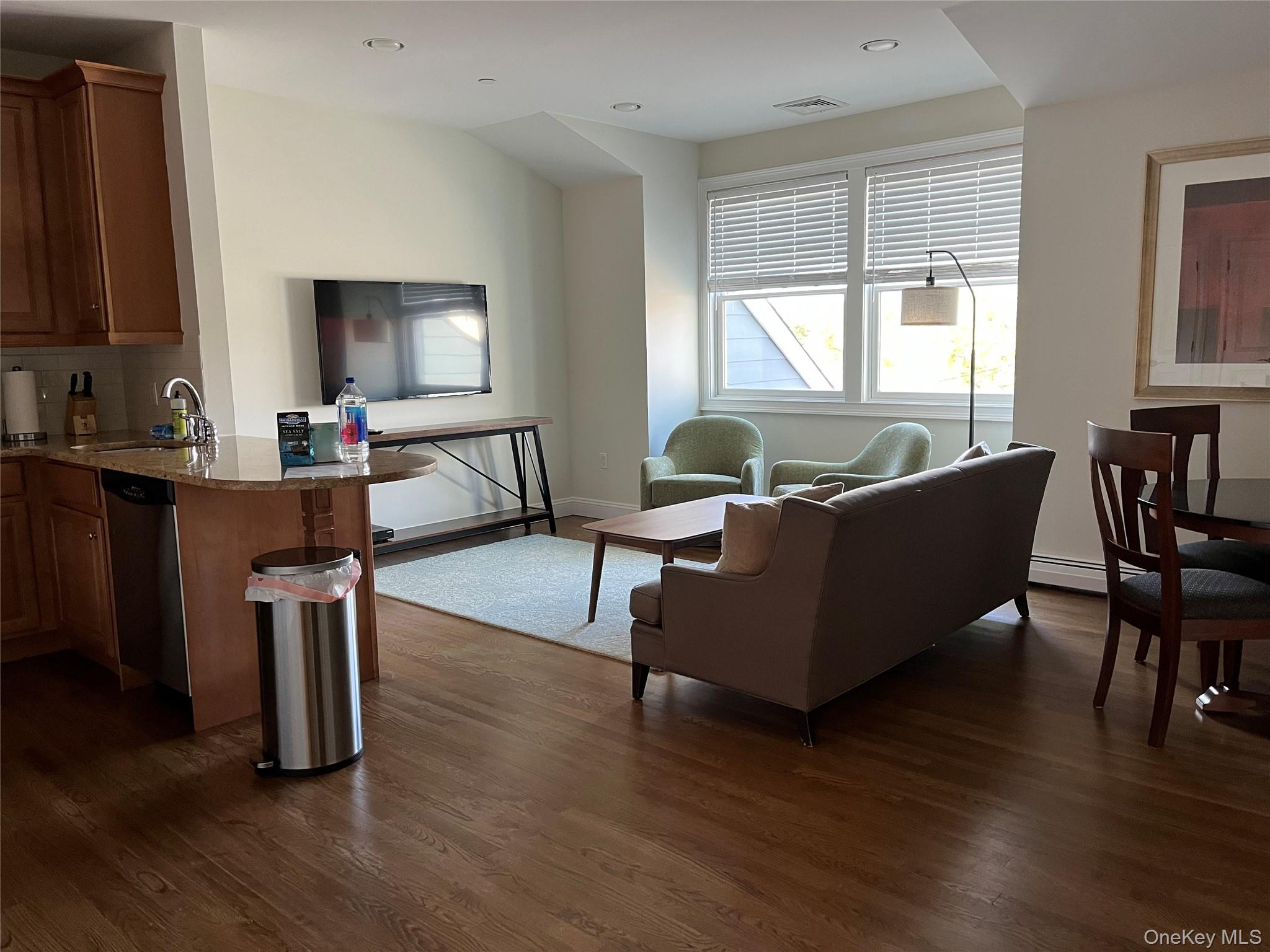 #6 photo, 10 School Street, Rye , NY 10580