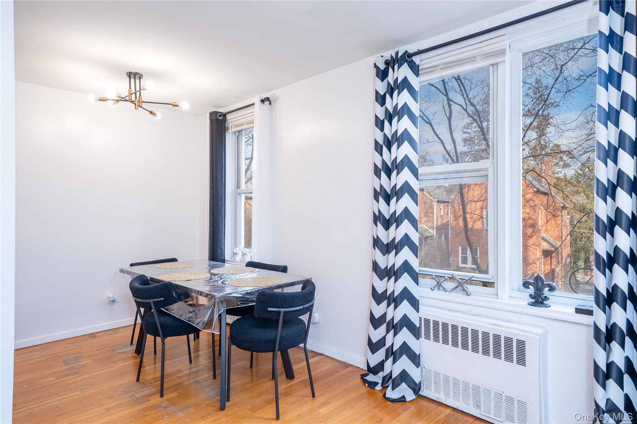 #4 photo, 5775 Mosholu Avenue, Bronx , NY 10471