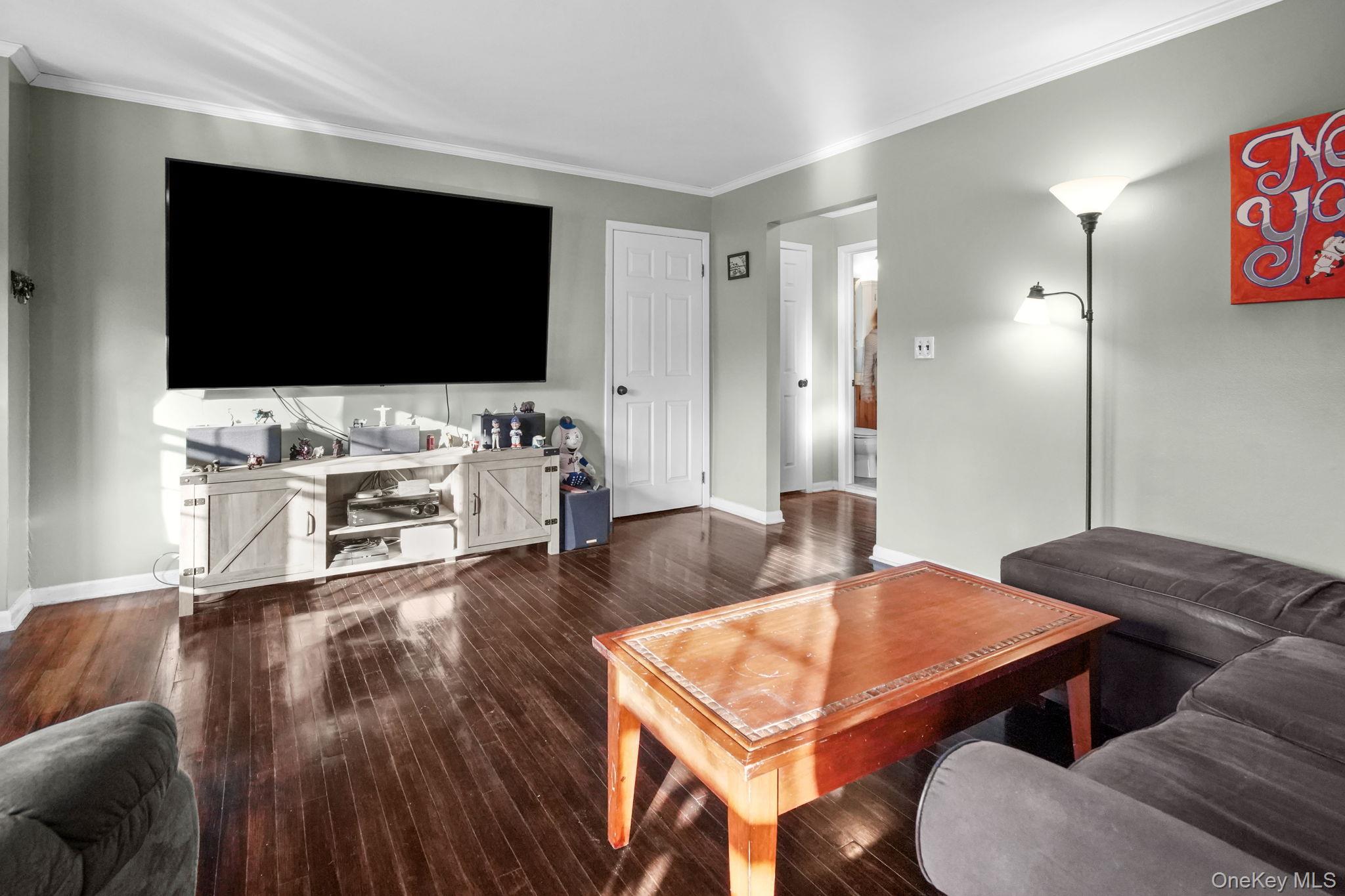 #5 photo, 240 S Broadway, Tarrytown , NY 10591