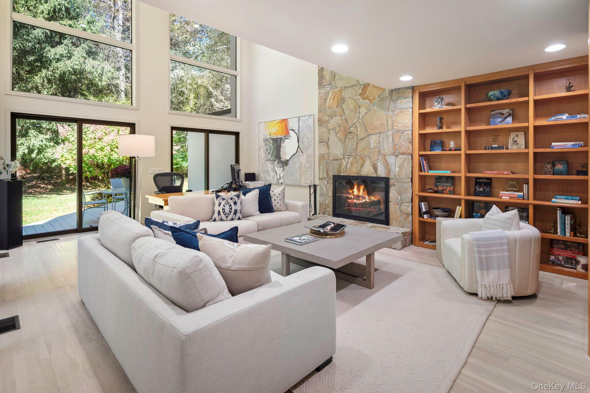 #19 photo, 35 Neustadt Lane, Chappaqua , NY 10514