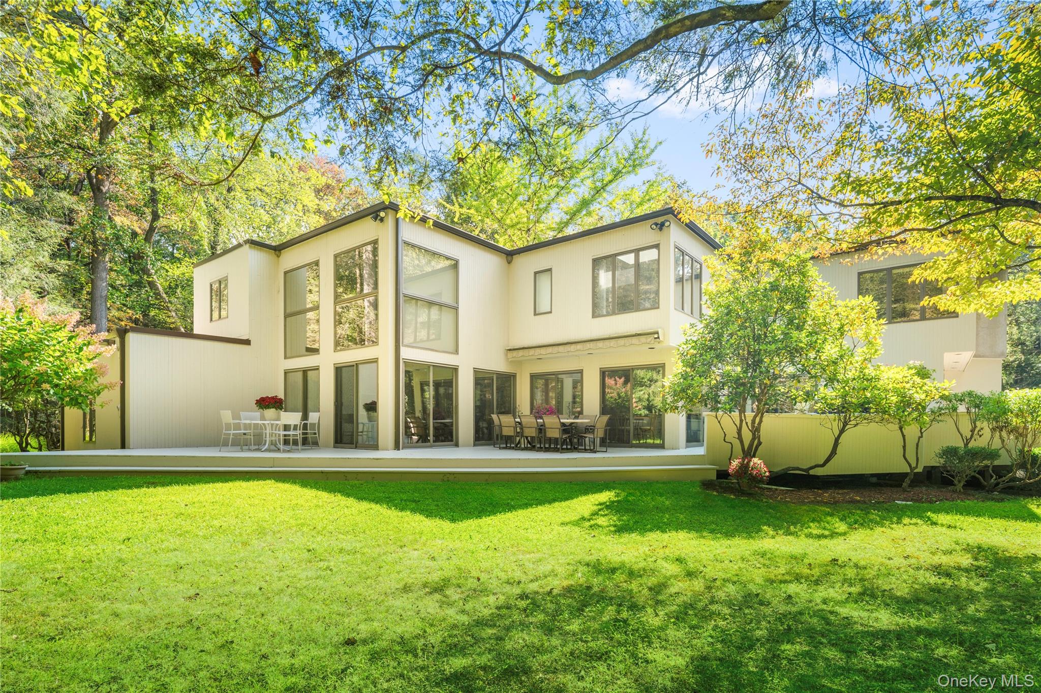 #5 photo, 35 Neustadt Lane, Chappaqua , NY 10514