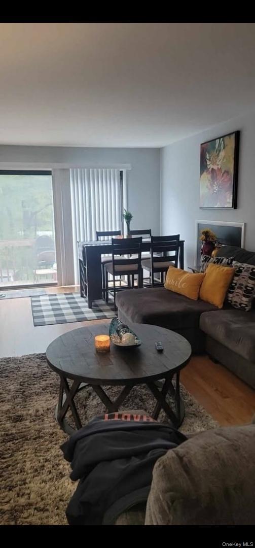 #7 photo, 408 Town Hill Road, Nanuet , NY 10954