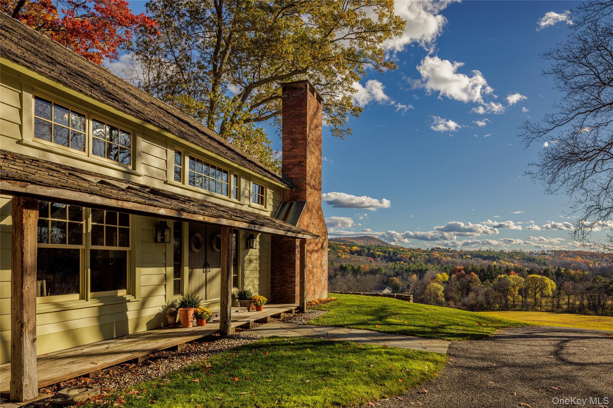 #3 photo, 46 Lockrow Road, Troy , NY 12180