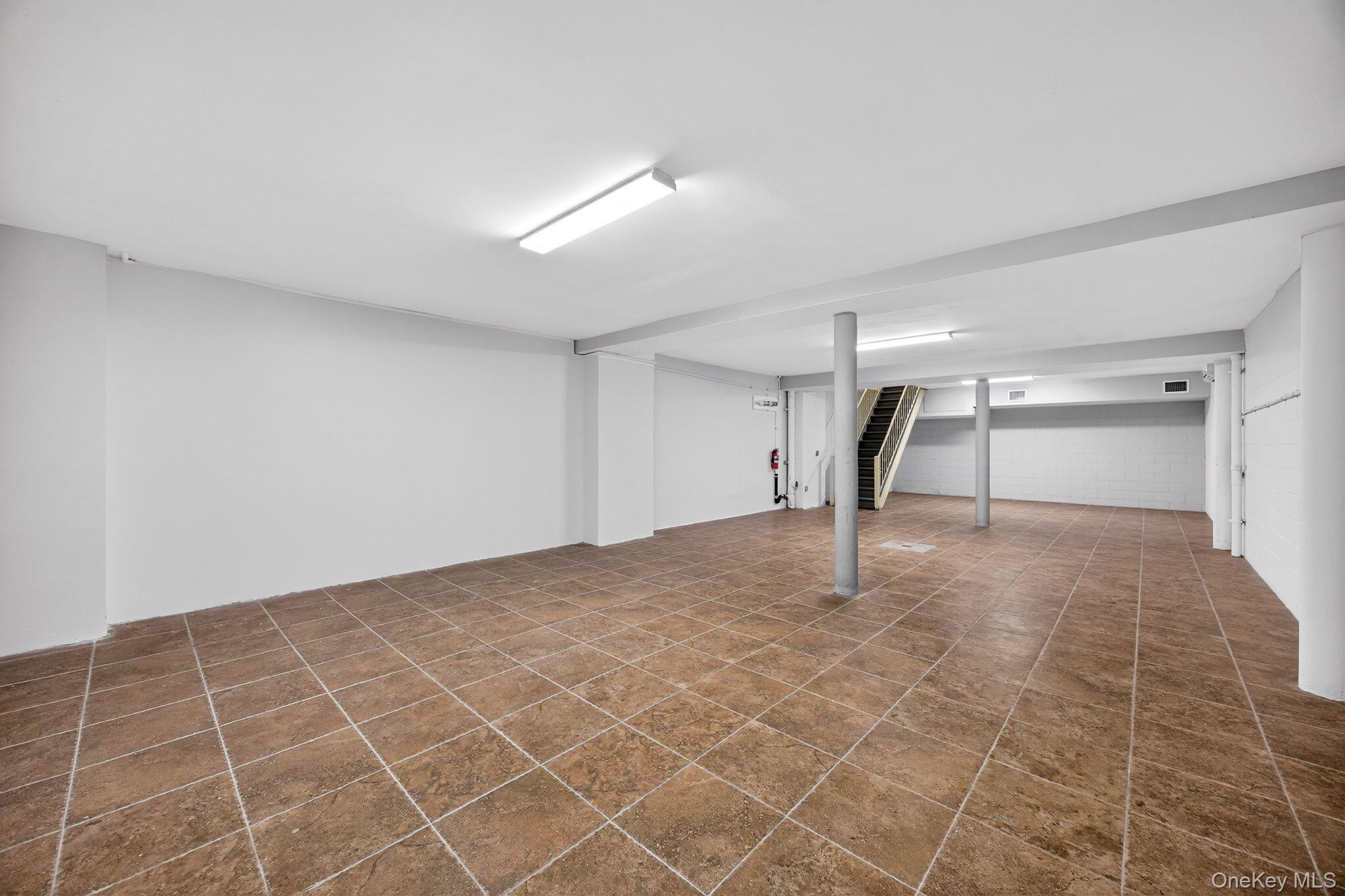 #10 photo, 405 Gates Avenue, Brooklyn , NY 11216