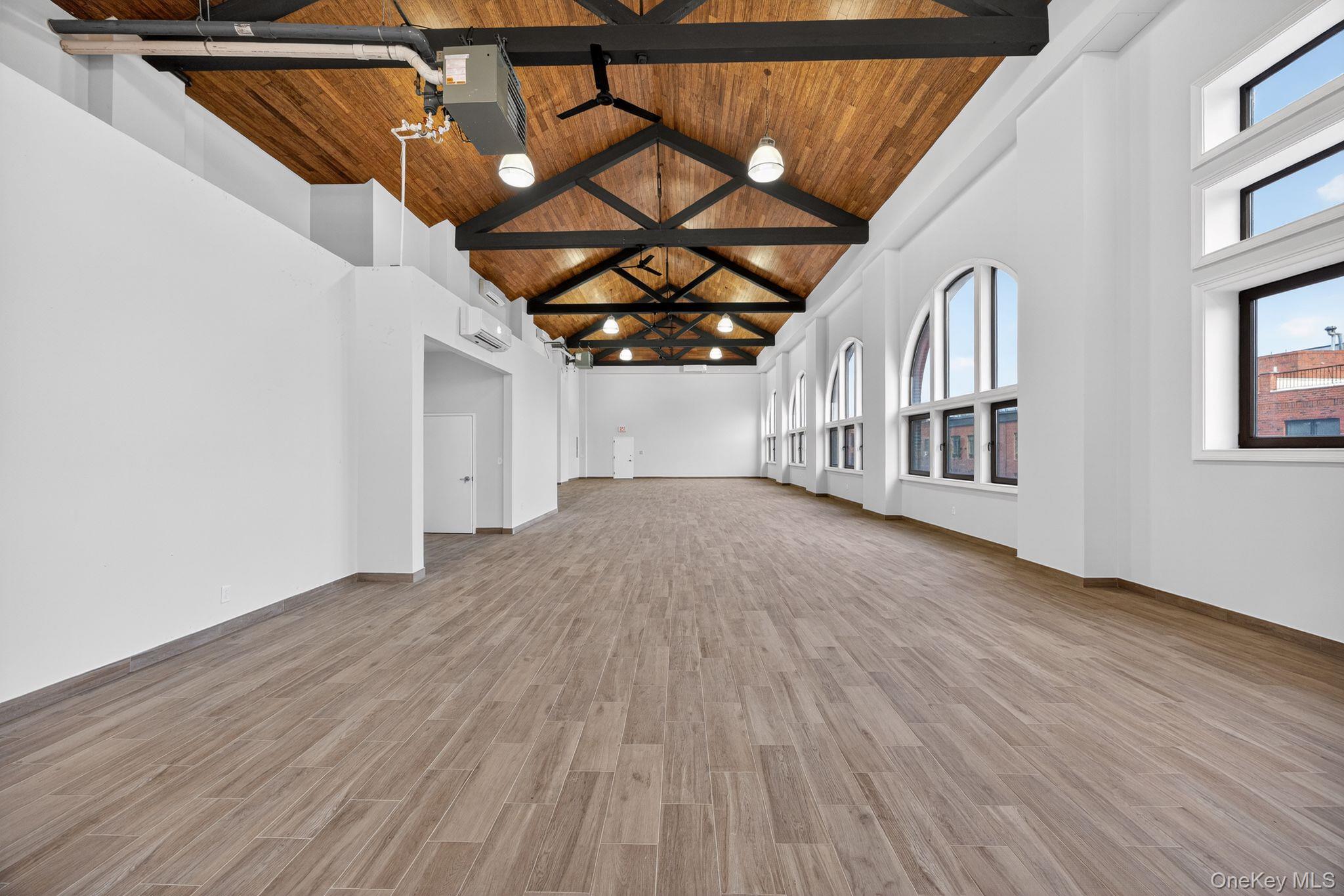 #6 photo, 405 Gates Avenue, Brooklyn , NY 11216