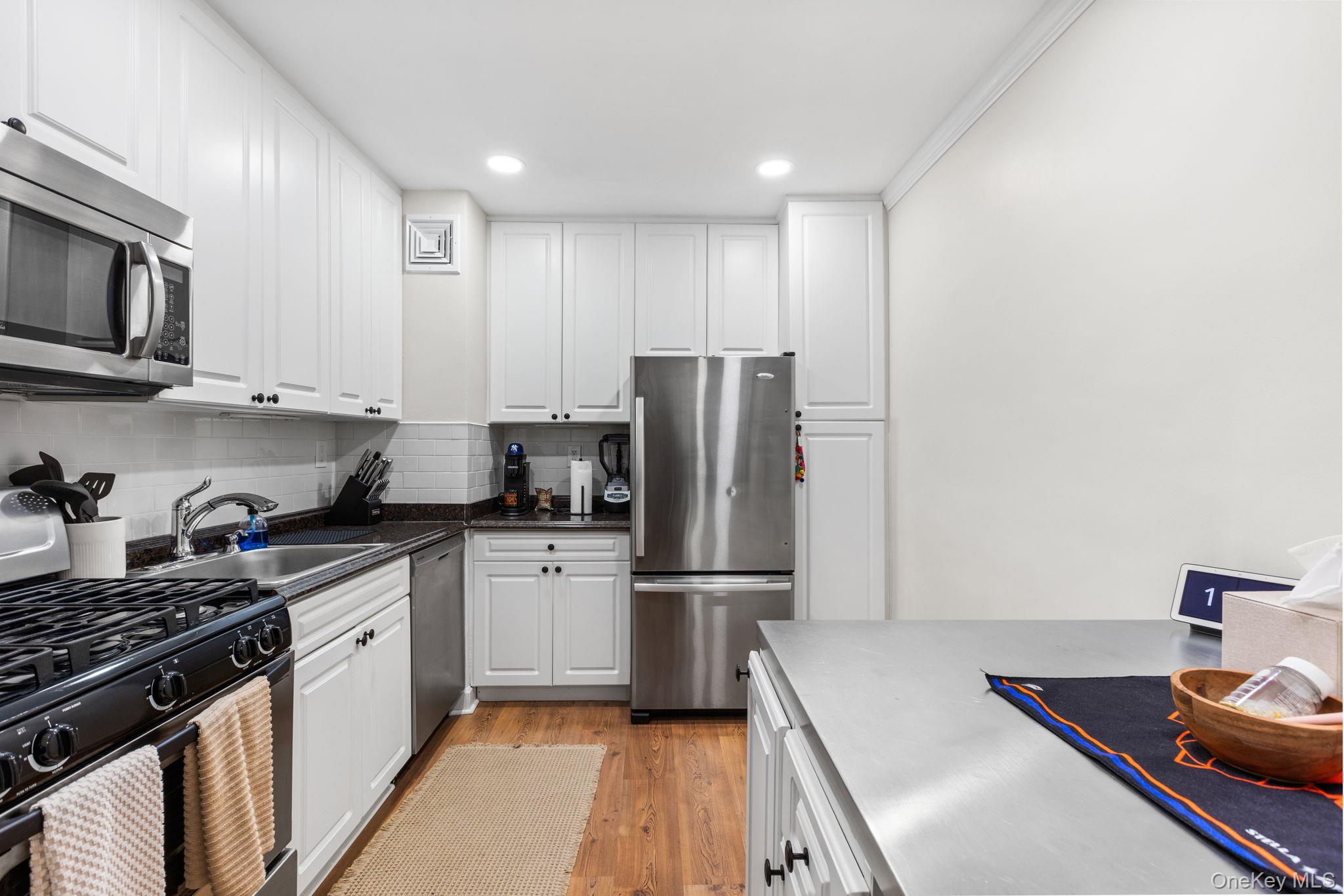 #2 photo, 21 Fairview Avenue, Tuckahoe , NY 10707