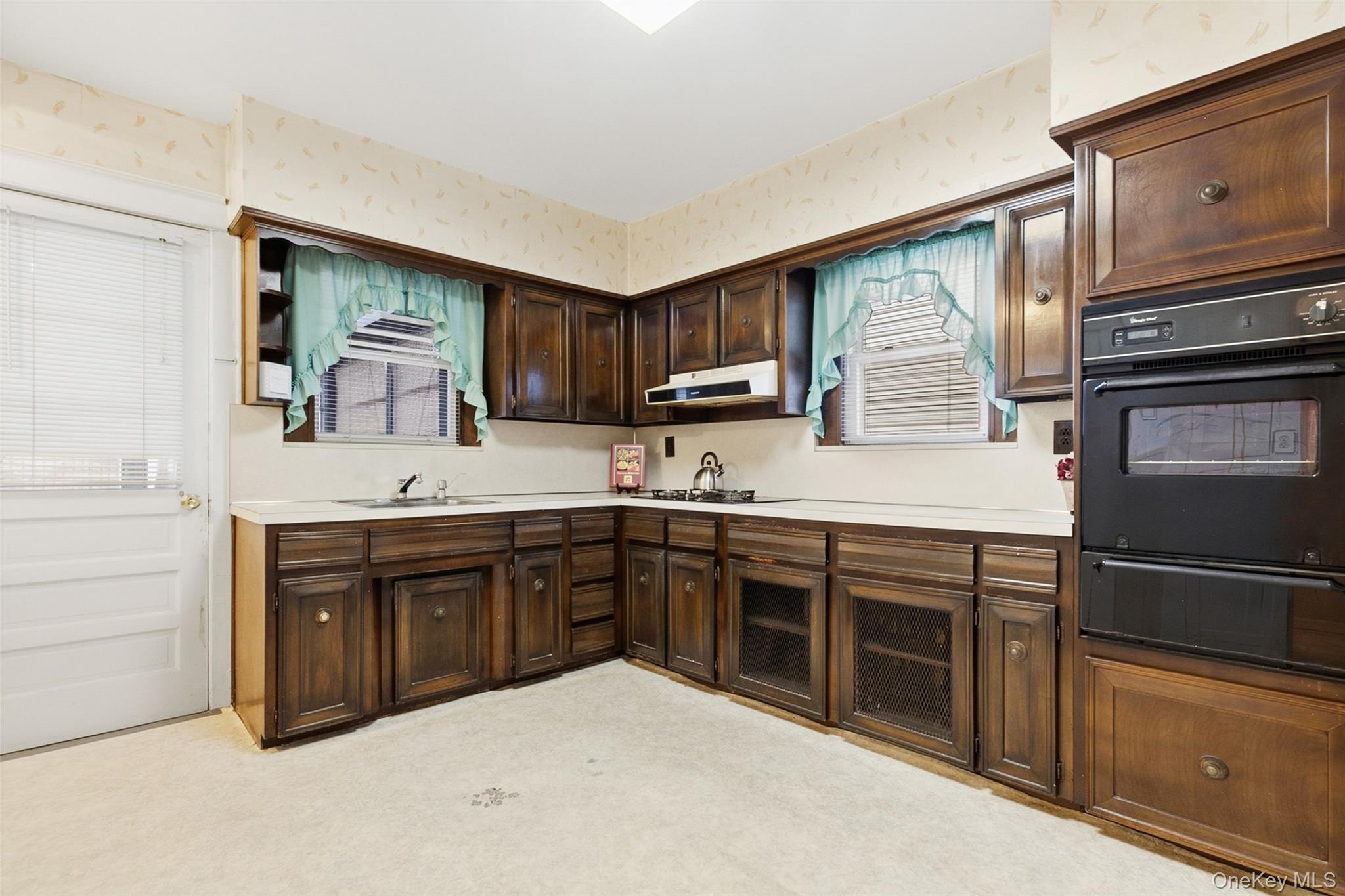 #15 photo, 1641 Hone Avenue, Bronx , NY 10461