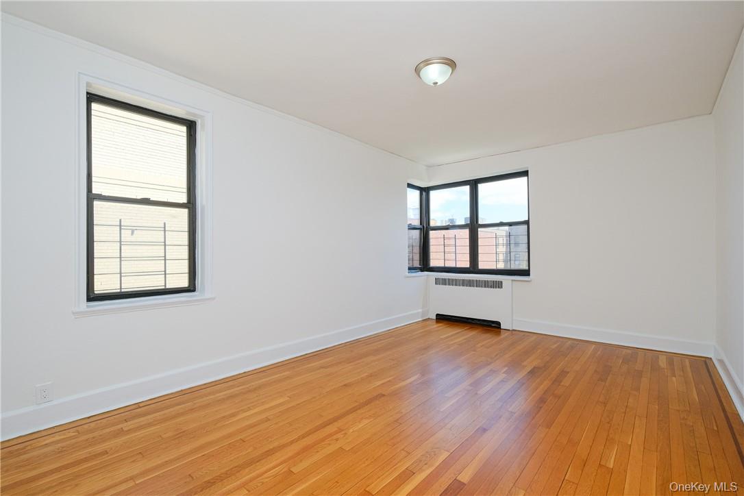 #5 photo, 2685 Creston Avenue, Bronx , NY 10468