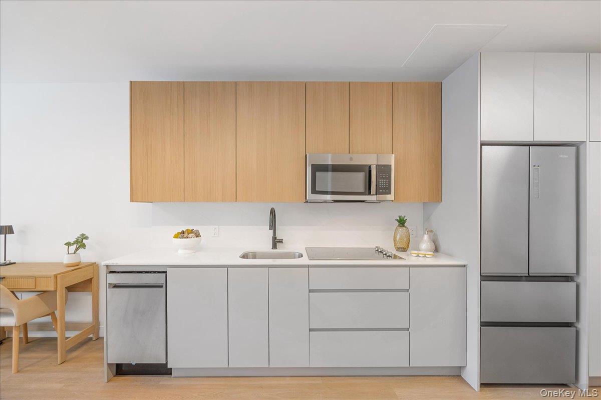 #5 photo, 8 Chester Avenue, White Plains , NY 10601