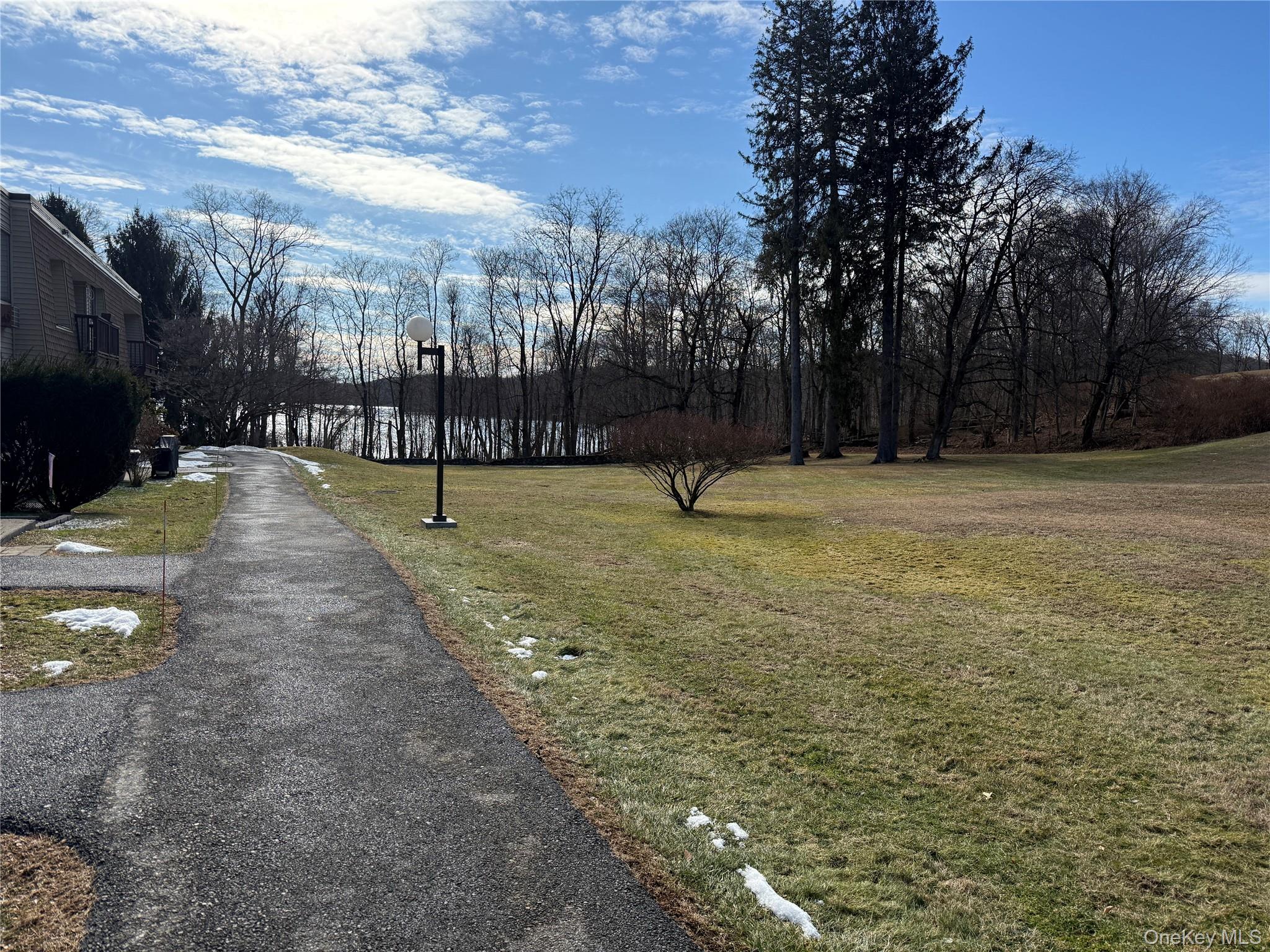 #20 photo, 404 Vista On The Lake, Carmel , NY 10512