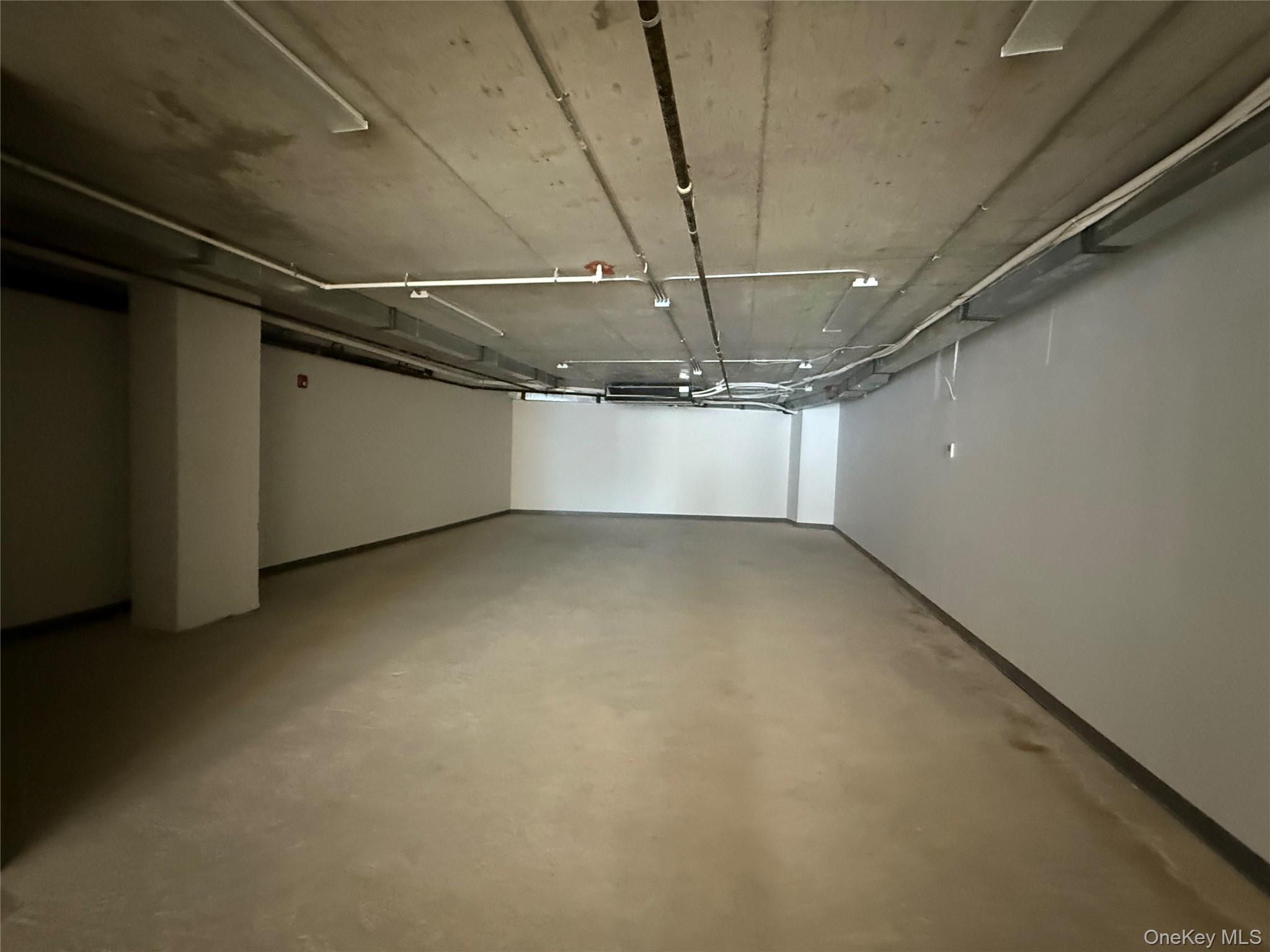 #5 photo, 43-20 52nd Street, कुईंस Woodside , NY 11377