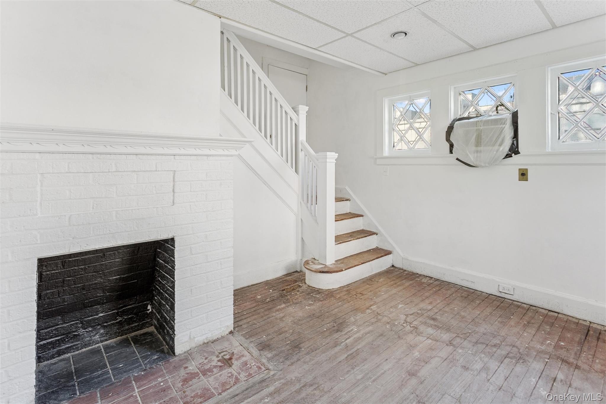 #10 photo, 22 Broadway Mews, Hewlett , NY 11557