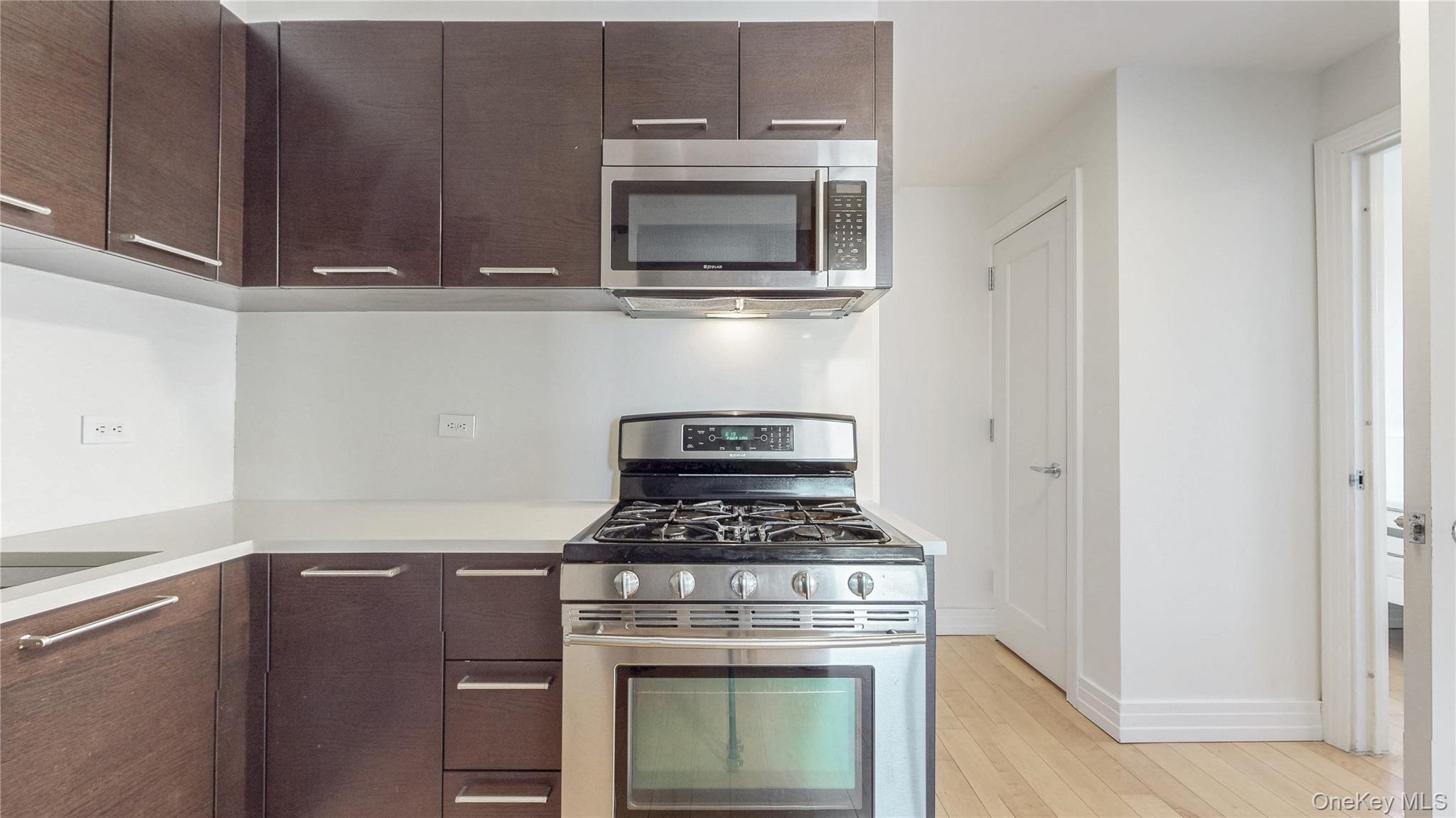 #10 photo, 64-05 Yellowstone Boulevard, Forest Hills , NY 11375