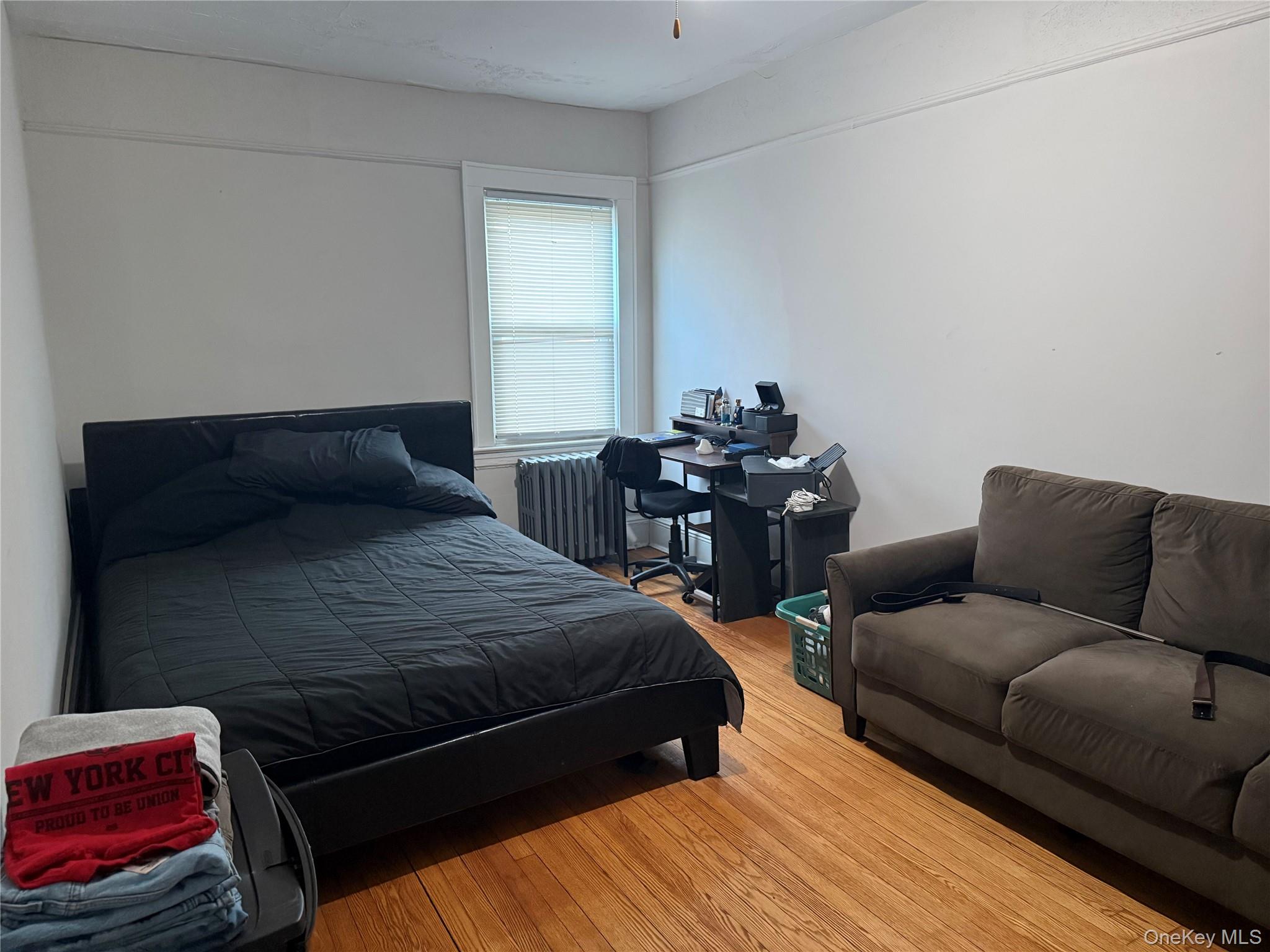 #6 photo, 50 The Crescent, Babylon , NY 11702