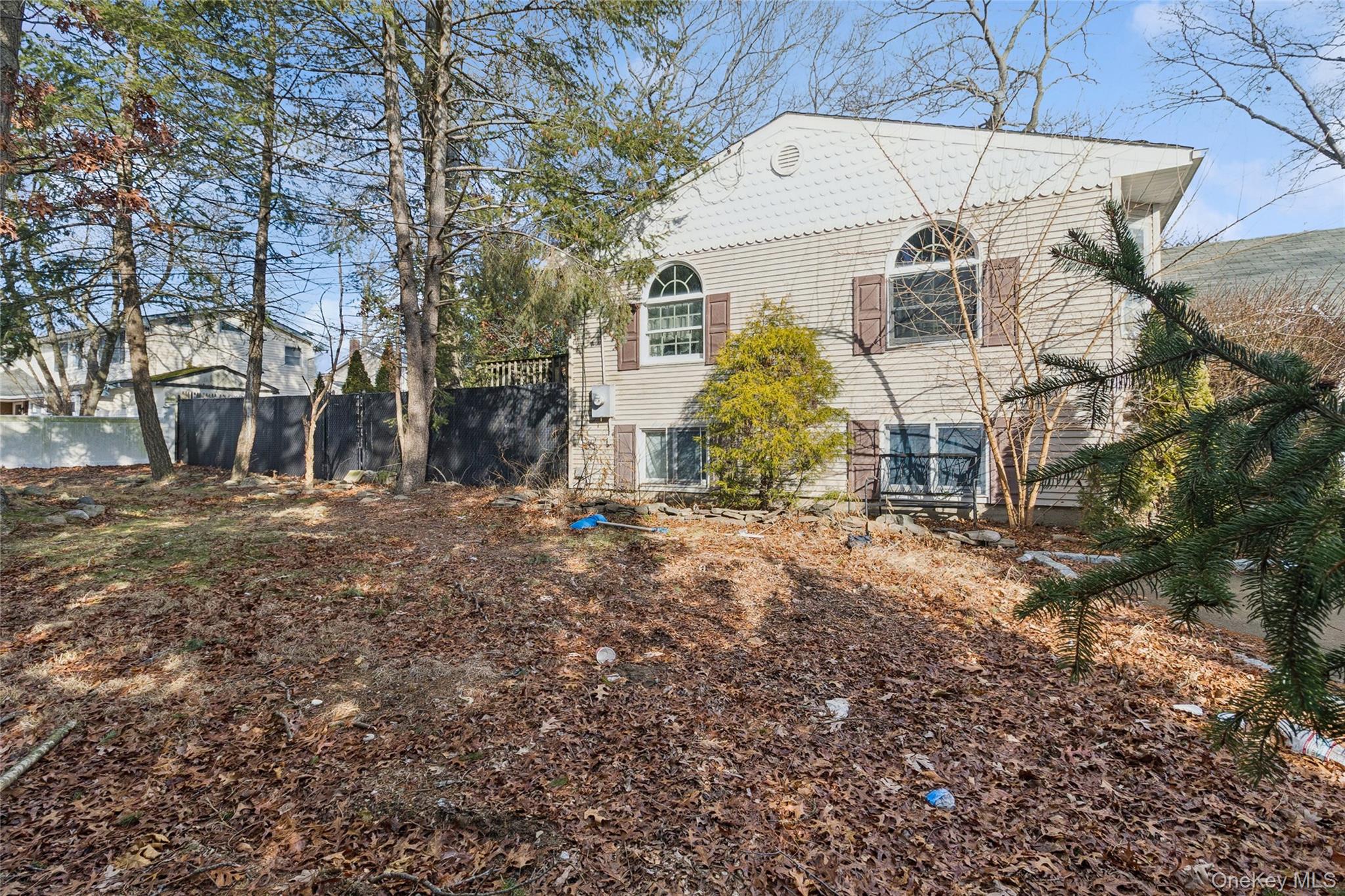 #1 photo, 3 Allegheny Drive, Farmingville , NY 11738