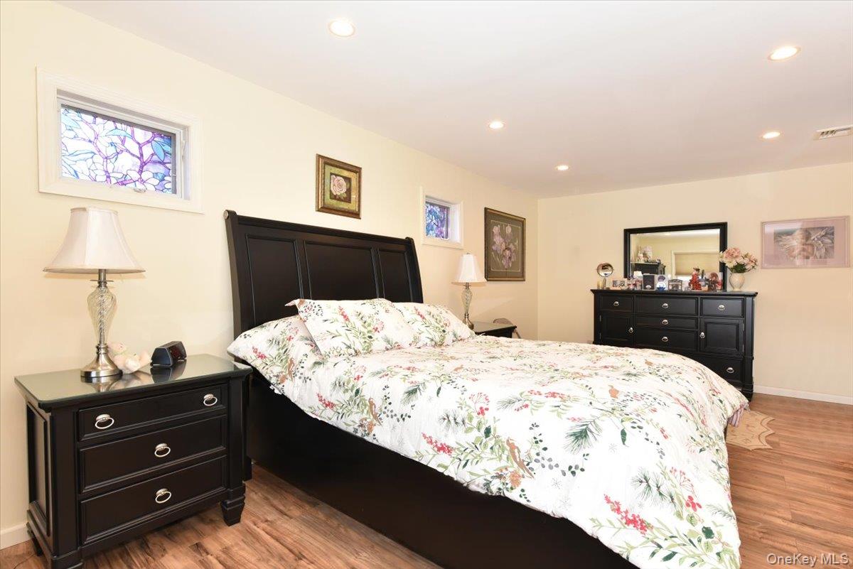 #20 photo, 24 Arlyn Drive, Massapequa , NY 11758