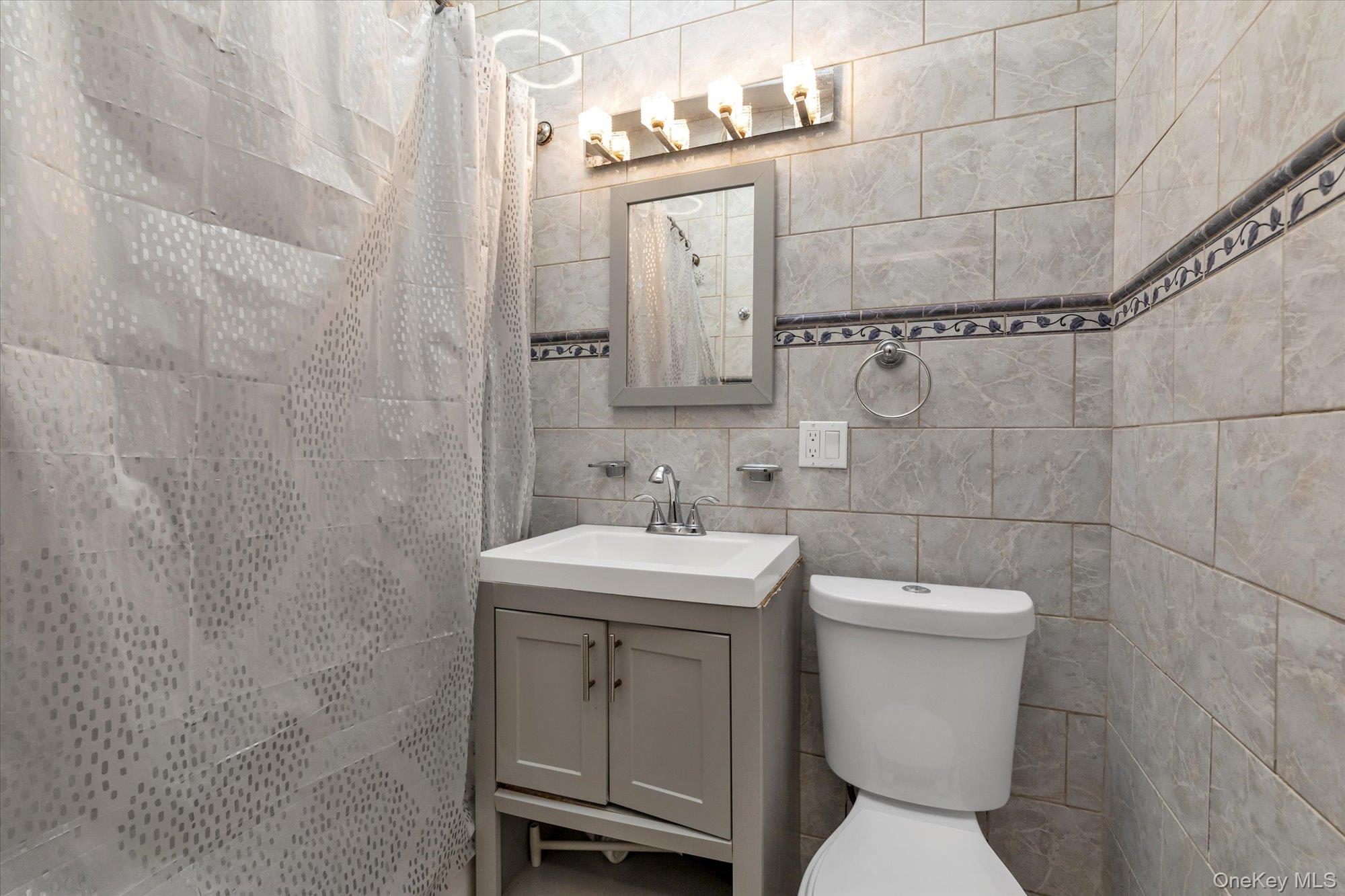 #19 photo, 21 Charlotte Street, Ridgewood , NY 11385