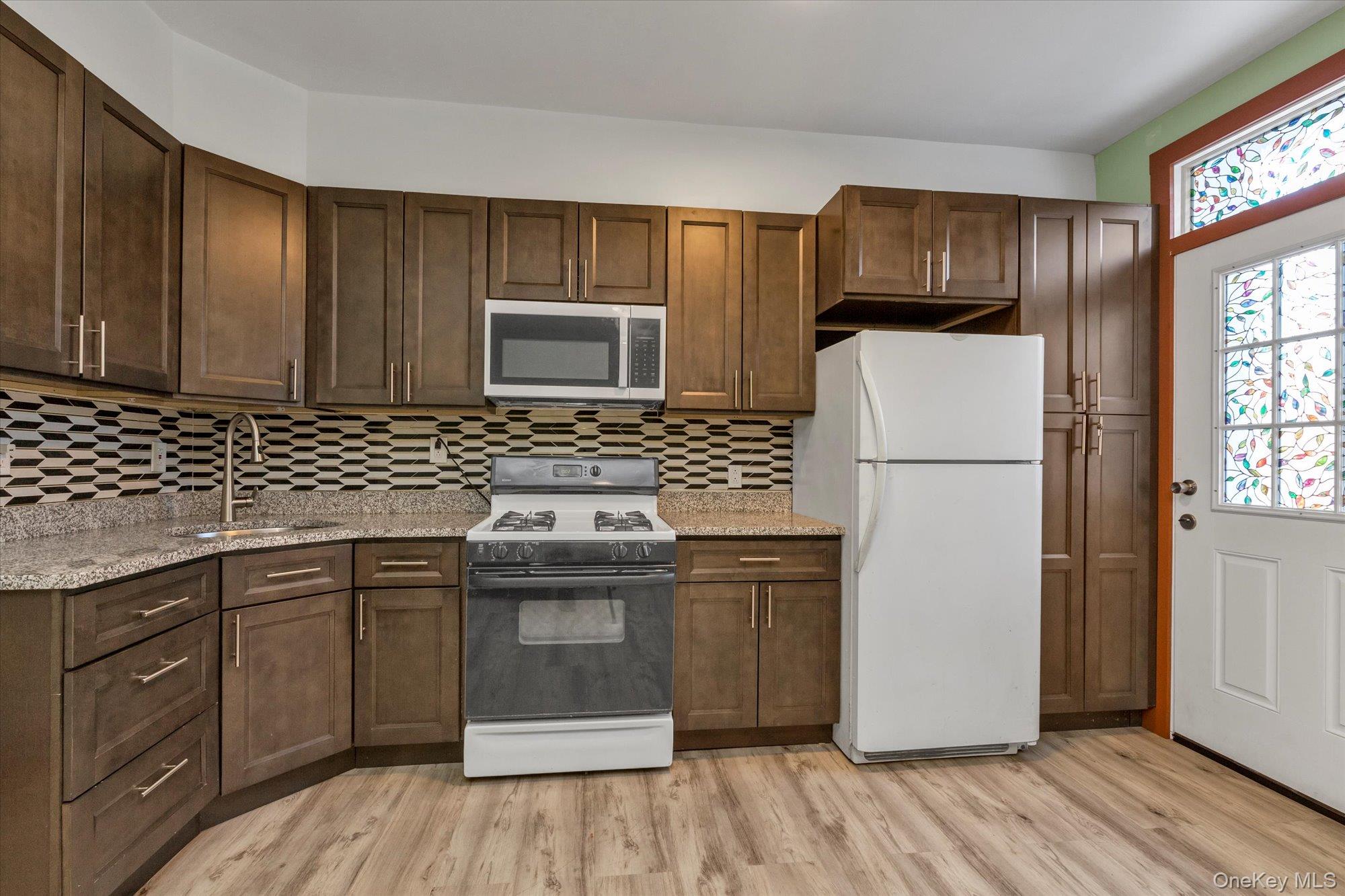 #5 photo, 21 Charlotte Street, Ridgewood , NY 11385