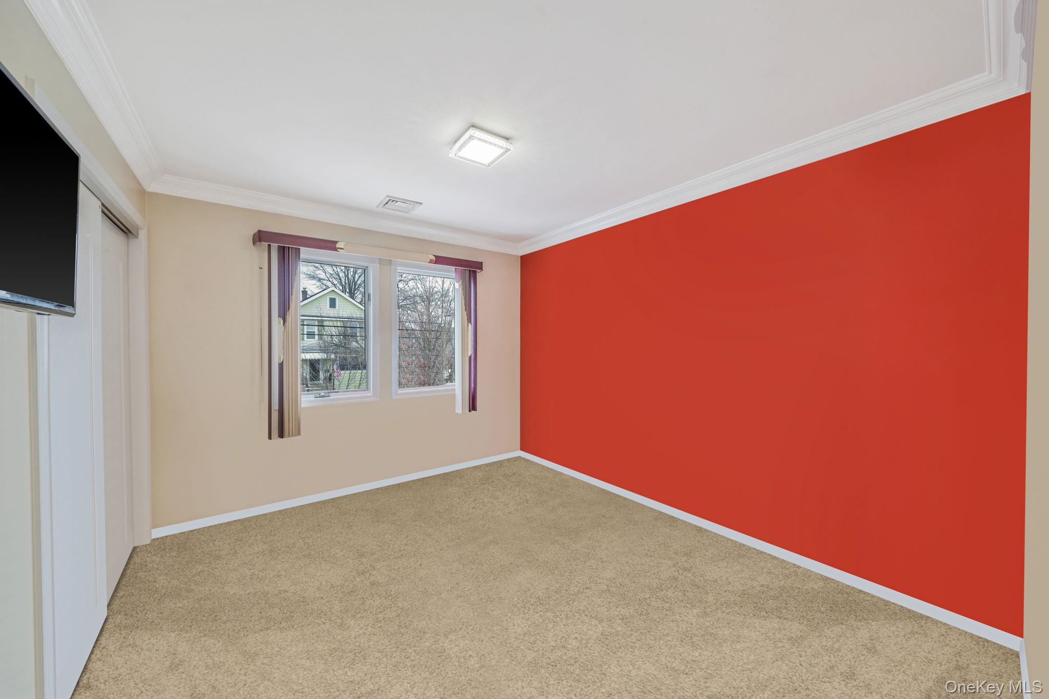 #15 photo, 105 Arlington Street, Mineola , NY 11501