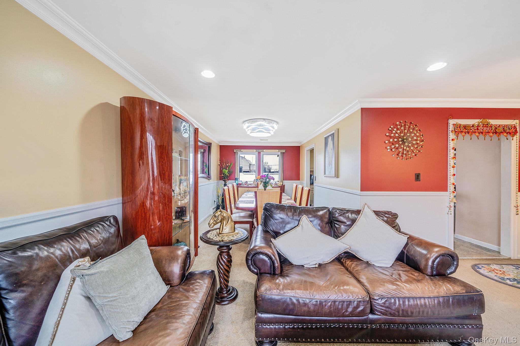 #7 photo, 105 Arlington Street, Mineola , NY 11501