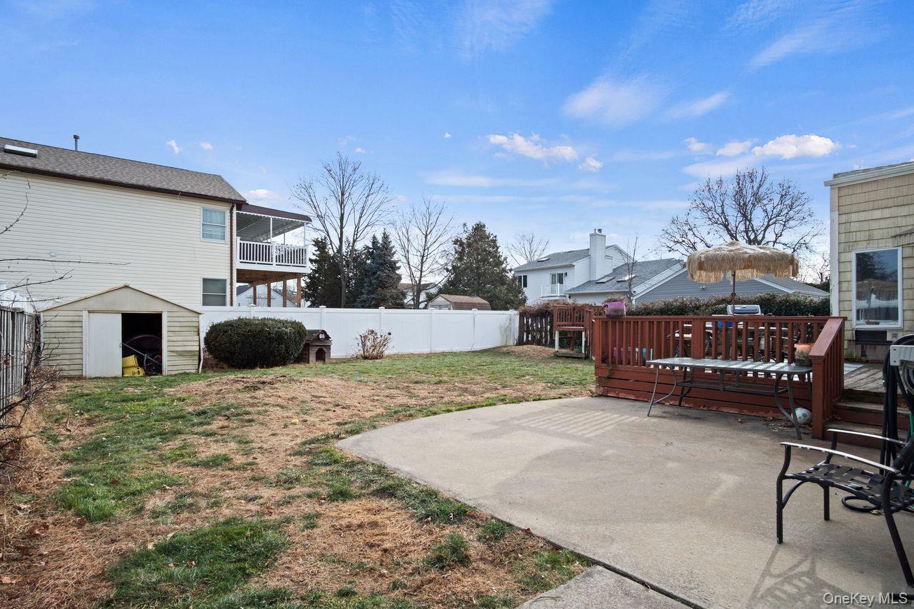 #8 photo, 1111 Hempstead Avenue, नासाउ काउंटी South Hempstead , NY 11550