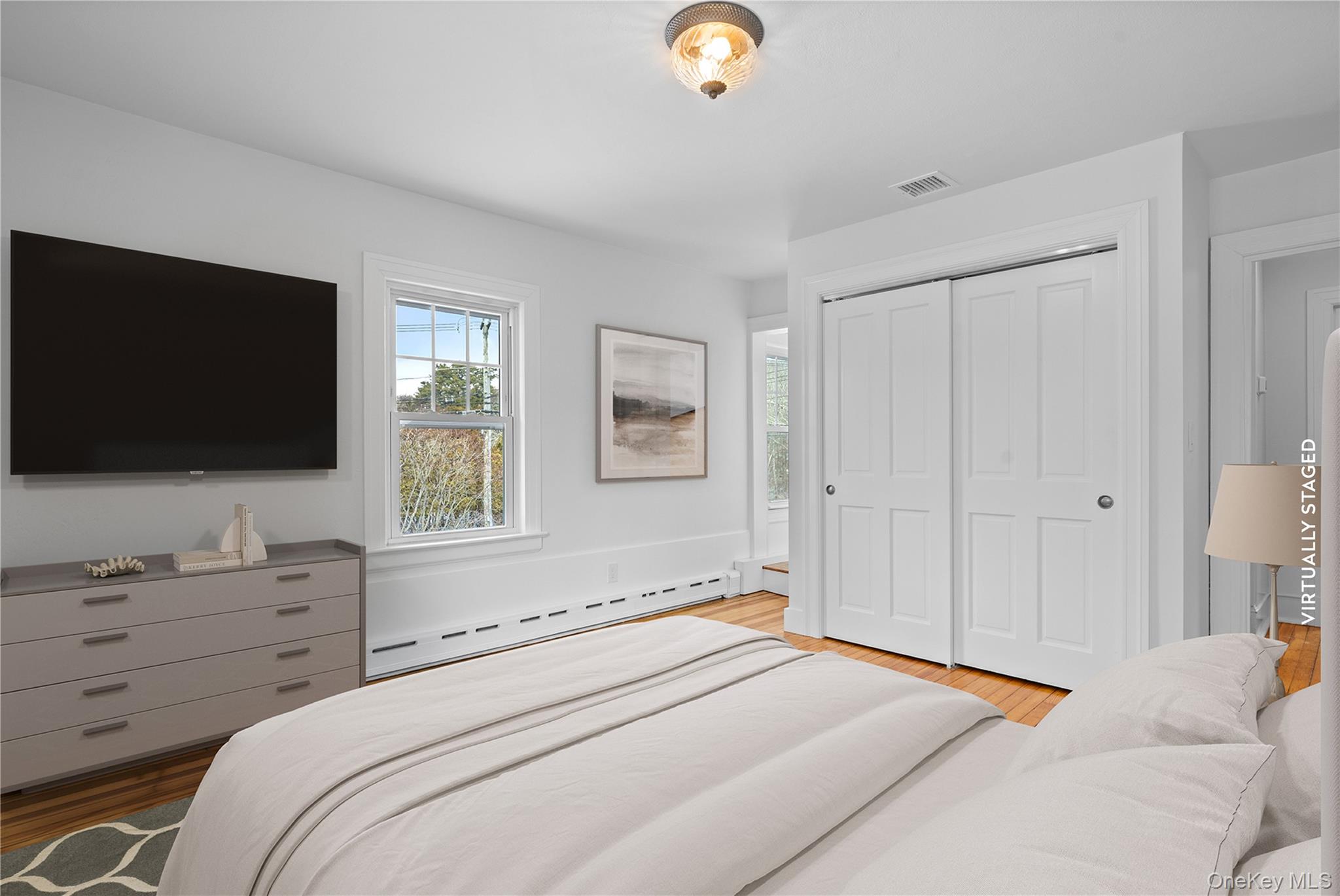 #15 photo, 74 Montauk Highway, Quogue , NY 11959