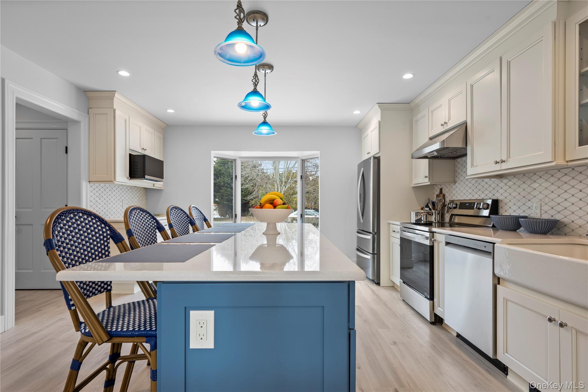 #8 photo, 74 Montauk Highway, Quogue , NY 11959