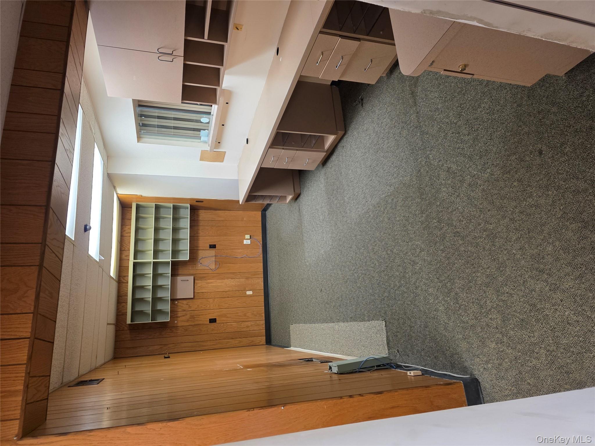 #2 photo, 375 MAIN Street, Bay Shore , NY 11706