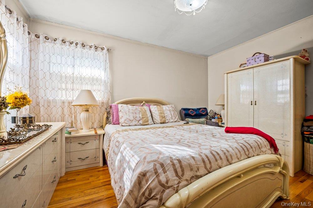 #18 photo, 14595 221st Street, Jamaica , NY 11413