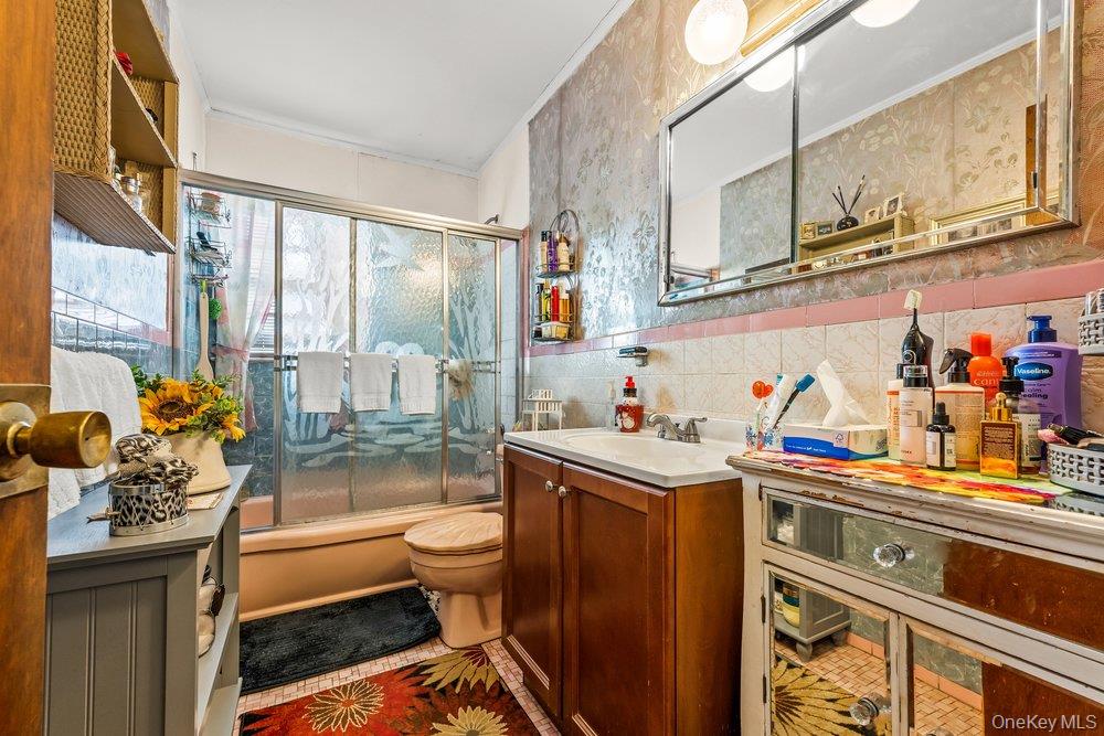 #20 photo, 14595 221st Street, Jamaica , NY 11413